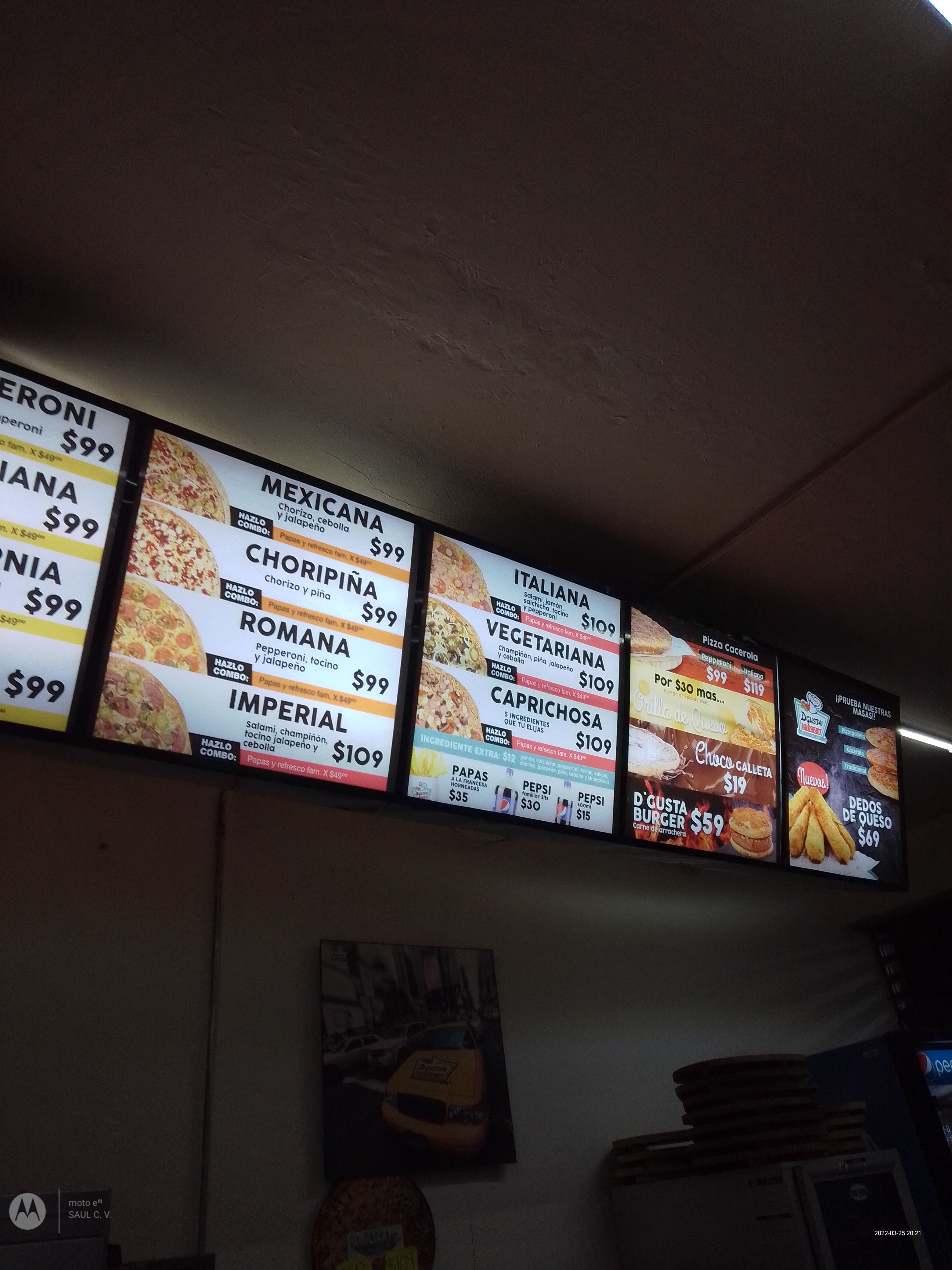 D'Gusta! Pizza image 5