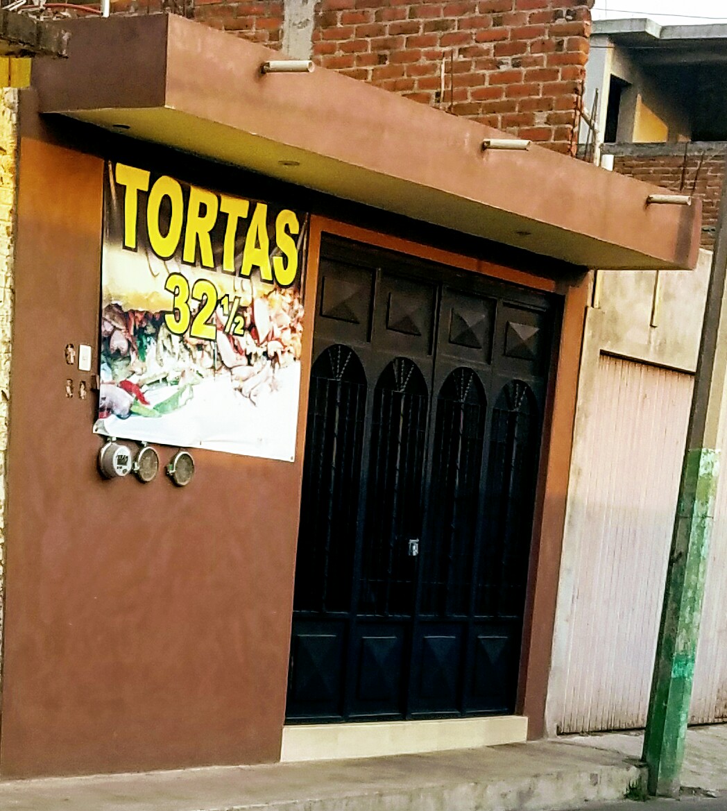 Tortas el 32 1/2 zacapu image 4