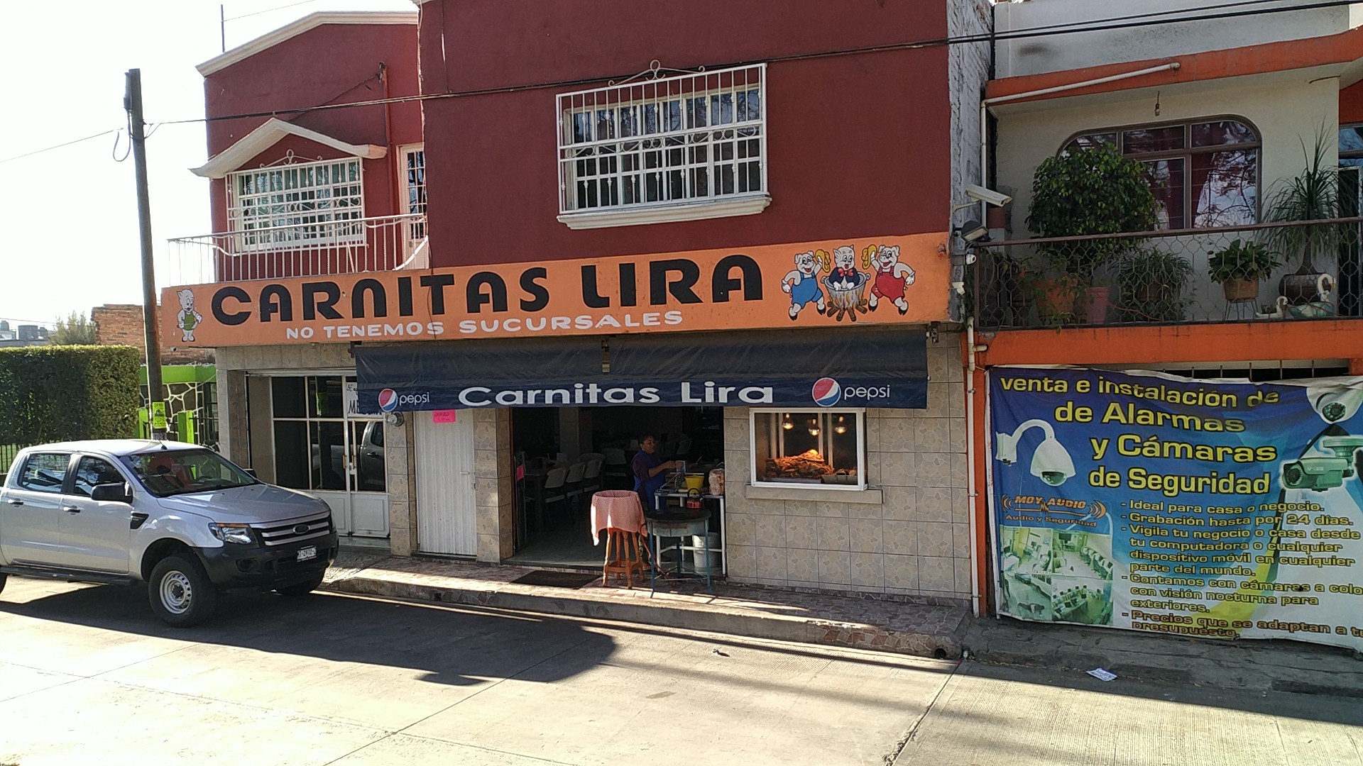 CARNITAS LIRA. image 5