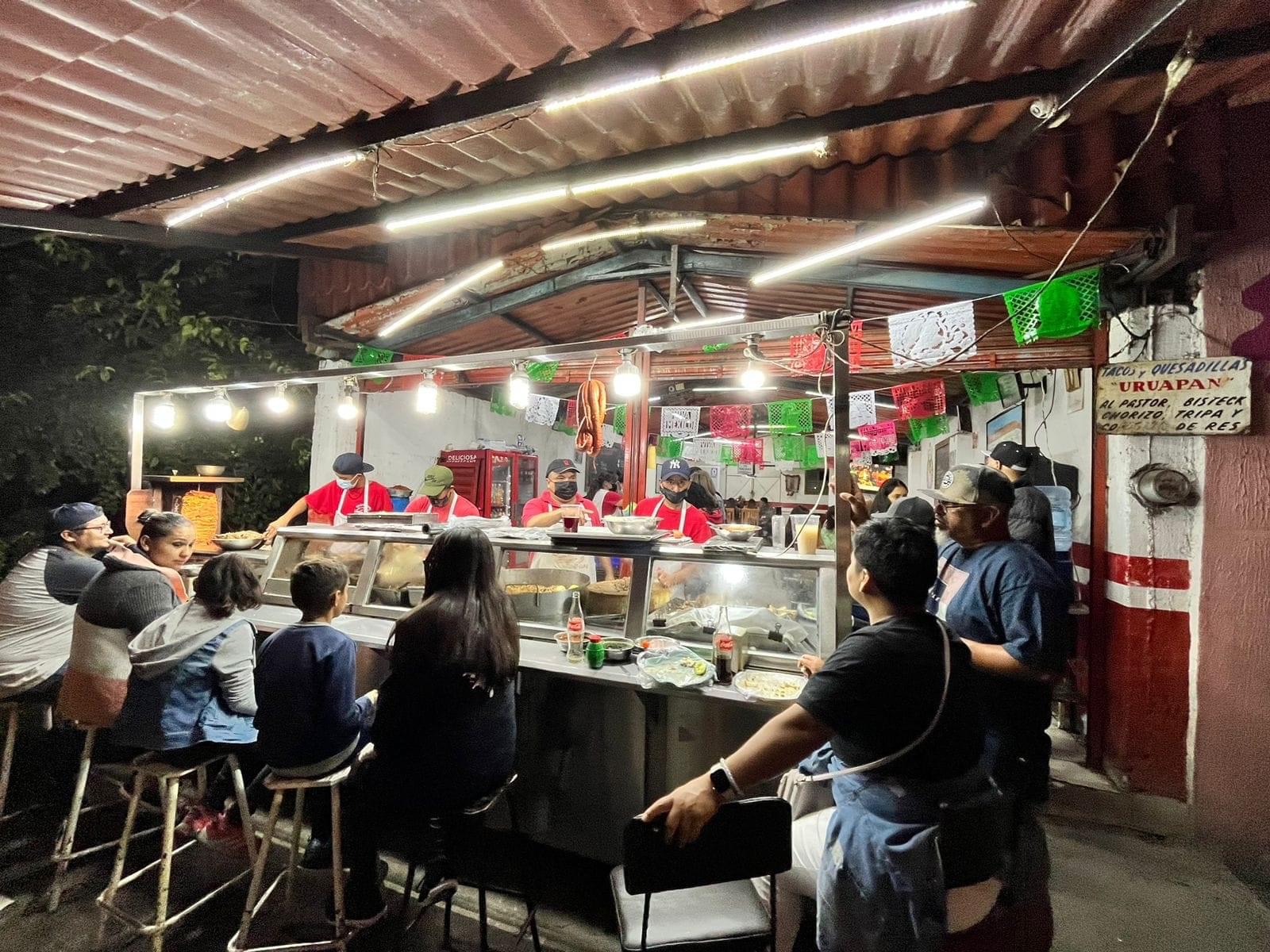 Taquerias Uruapan "El Rapido" image 1