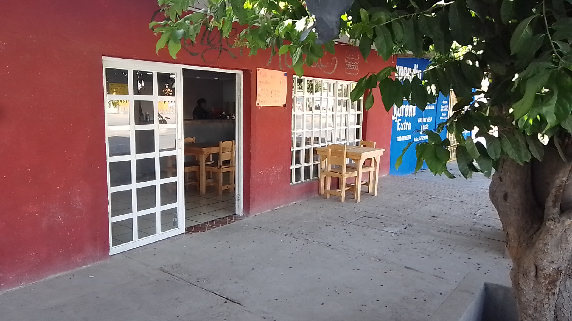 Burger house image 4