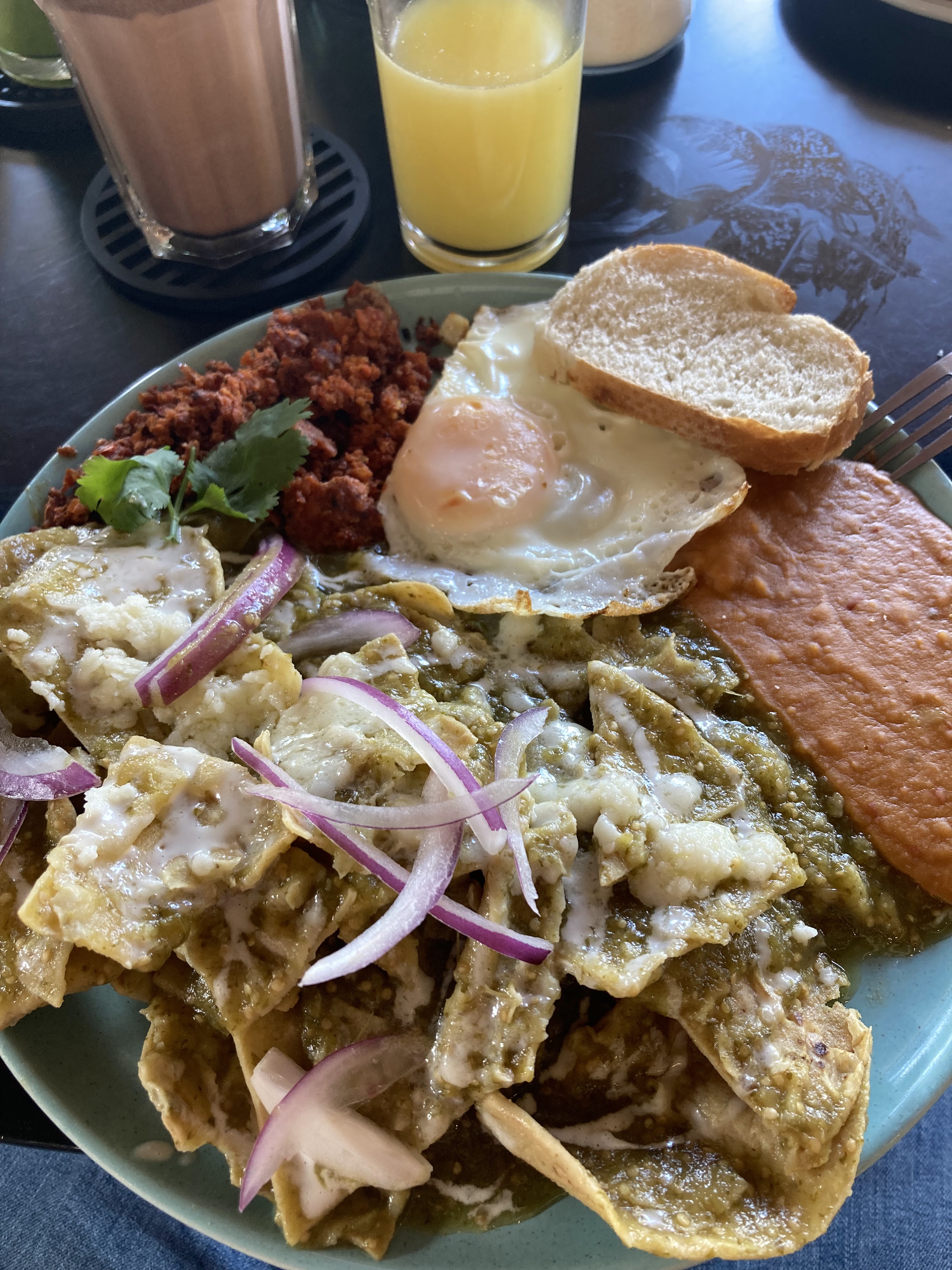 Las Flores restaurante image 4