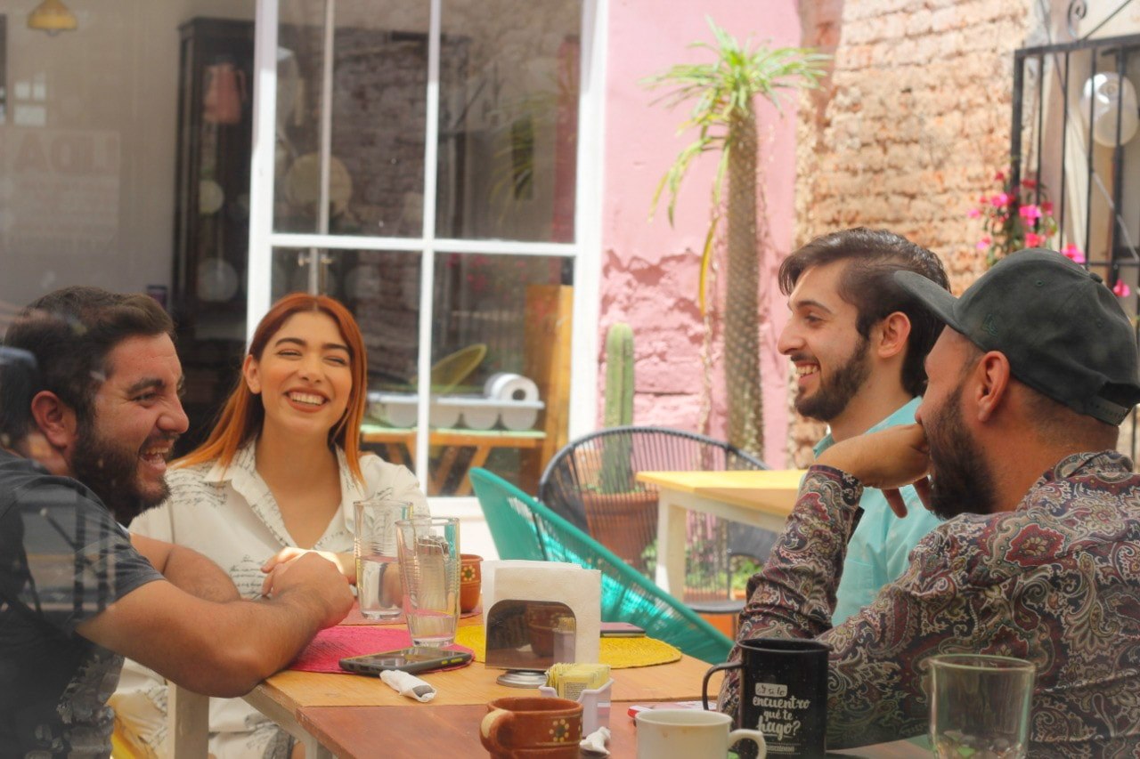 Las Flores restaurante image 7