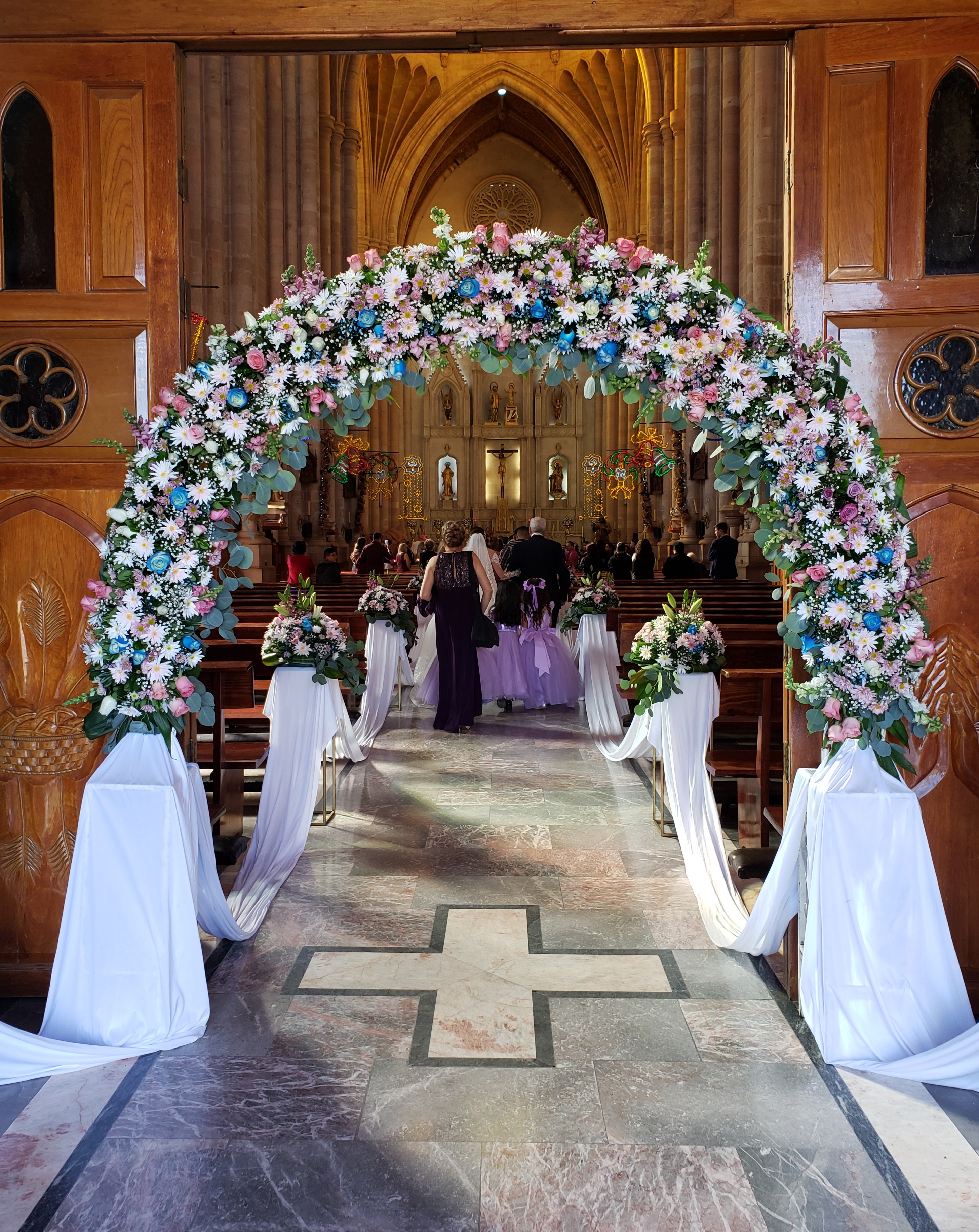 Drink & Fly image 10