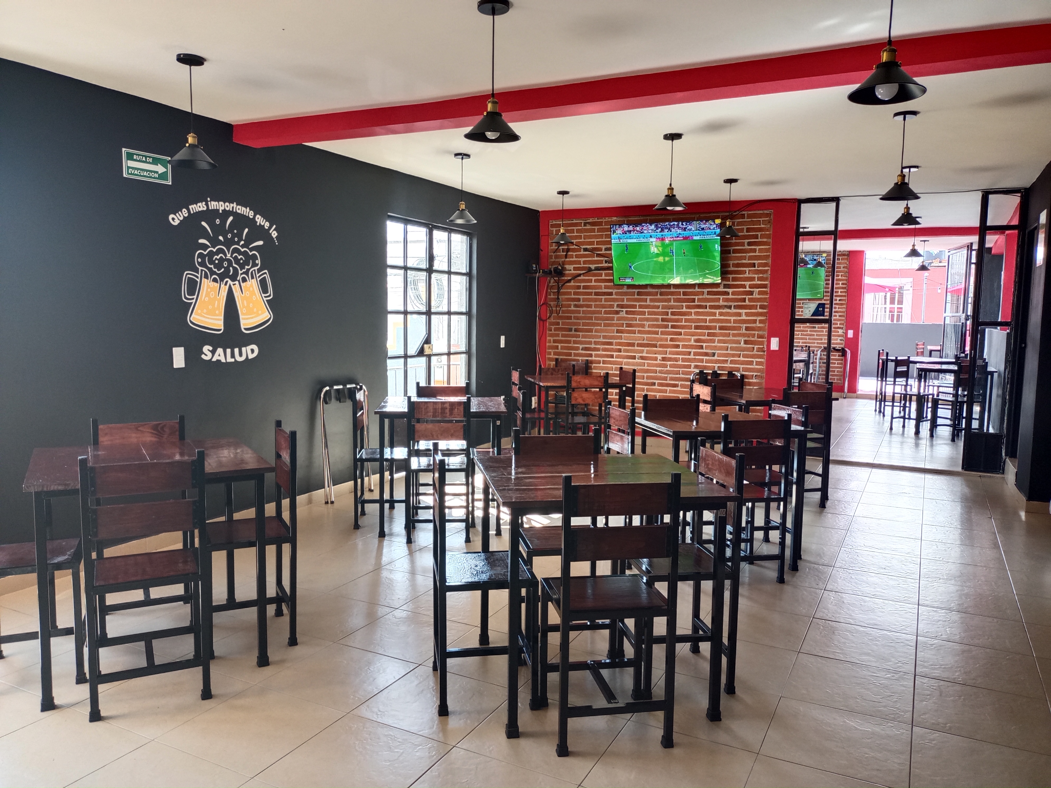 Toro Bravo Food & drinks image 3