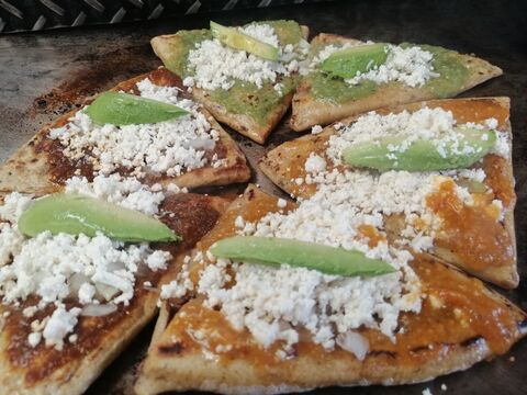 Antojitos "Petrita" image 2