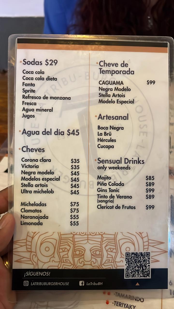 La Tribu burger house image 4