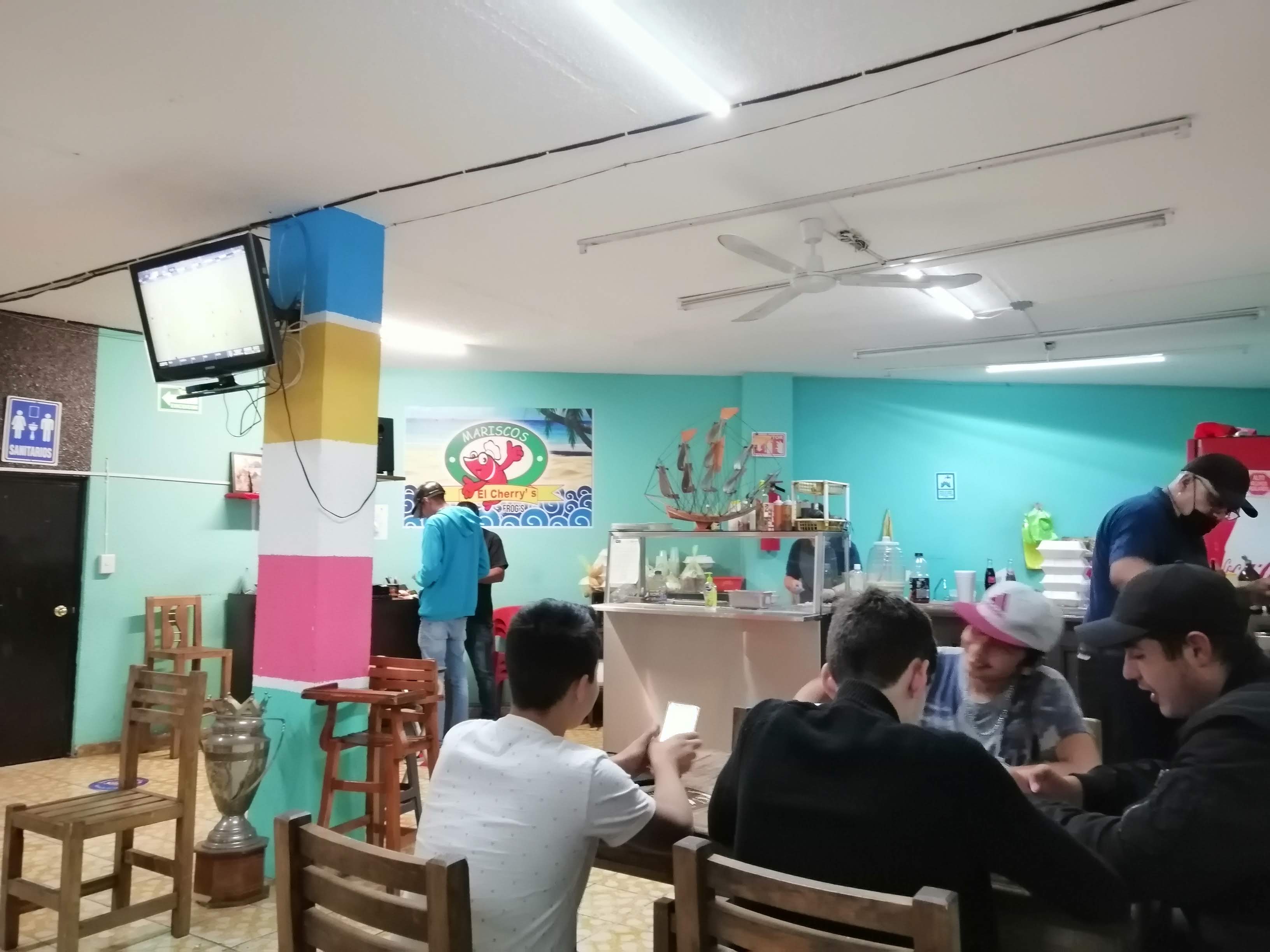 Mariscos El Cherrys Frogs image 3