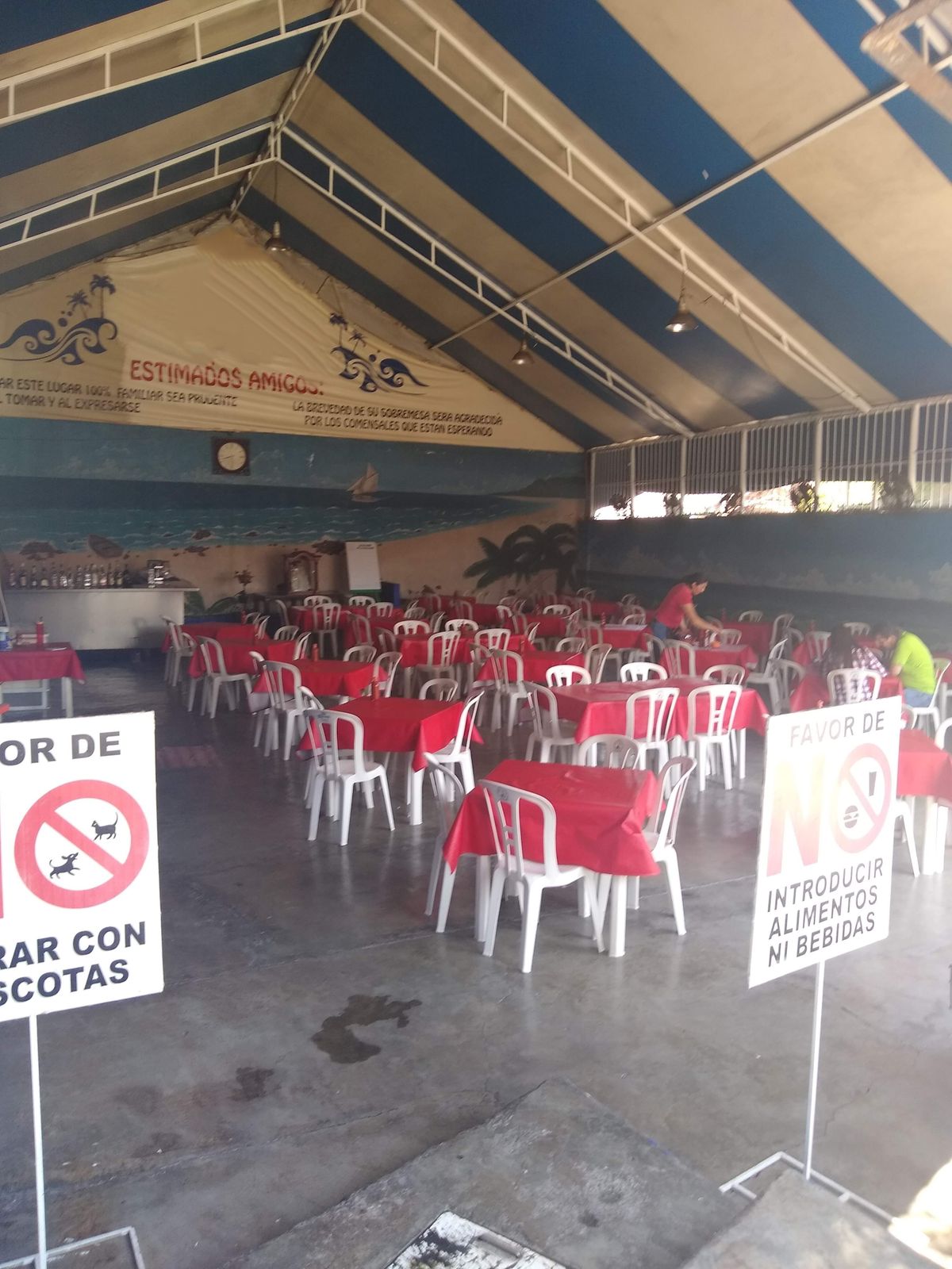 Marisquería image 2