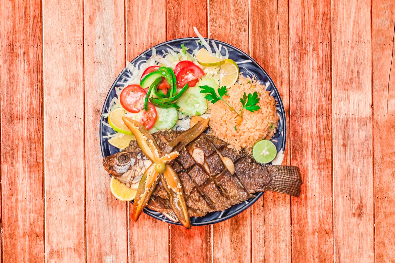 Mi Restaurante Los Delfines image 2