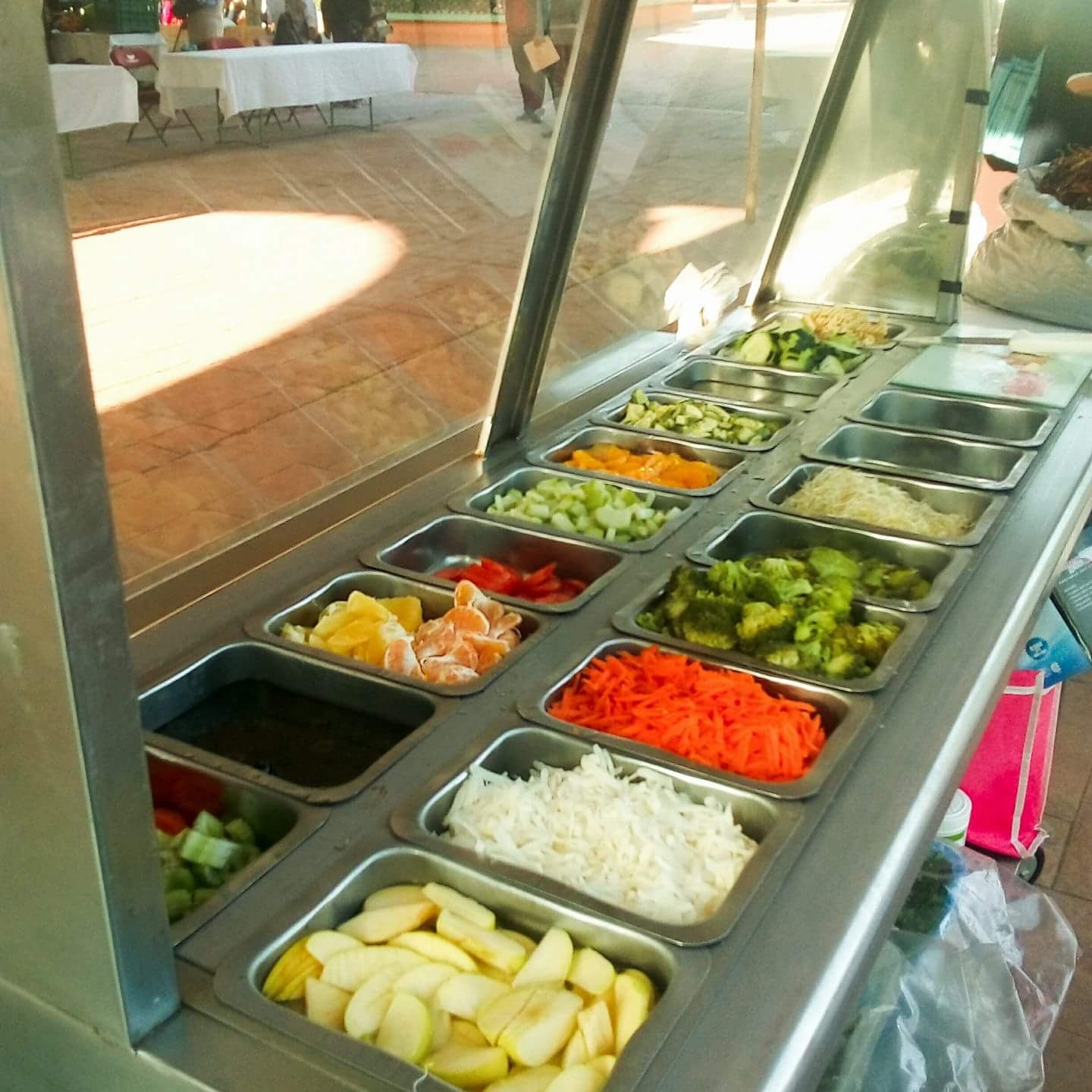 Zonna Verde Ensaladas Y Pastes image 3