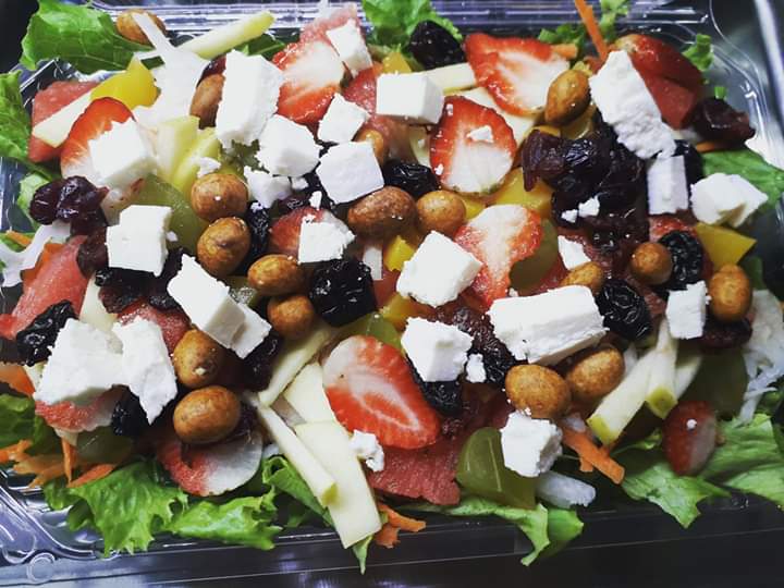 Zonna Verde Ensaladas Y Pastes image 8