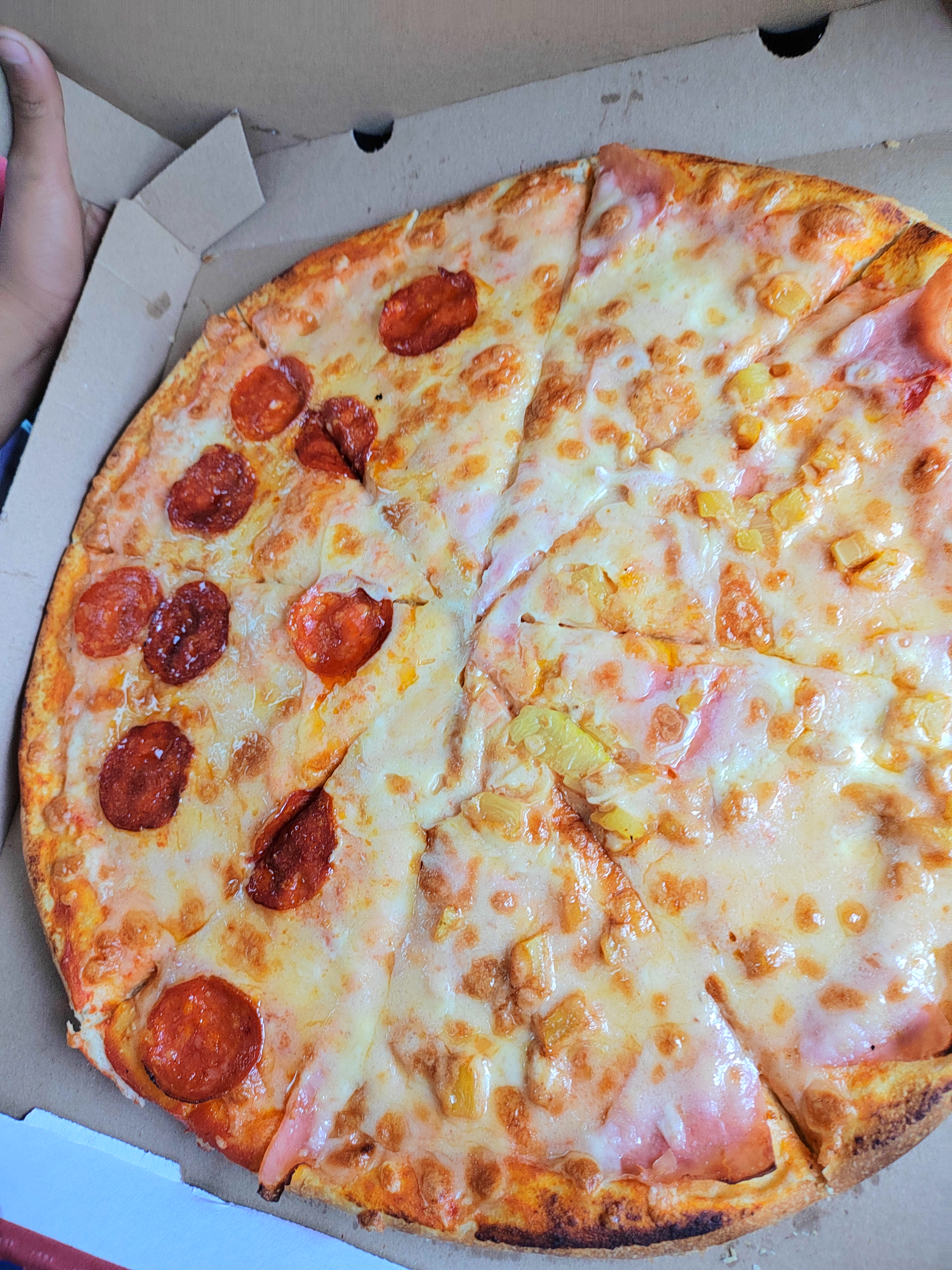 Mina's Pizza Teoloyucan image 2