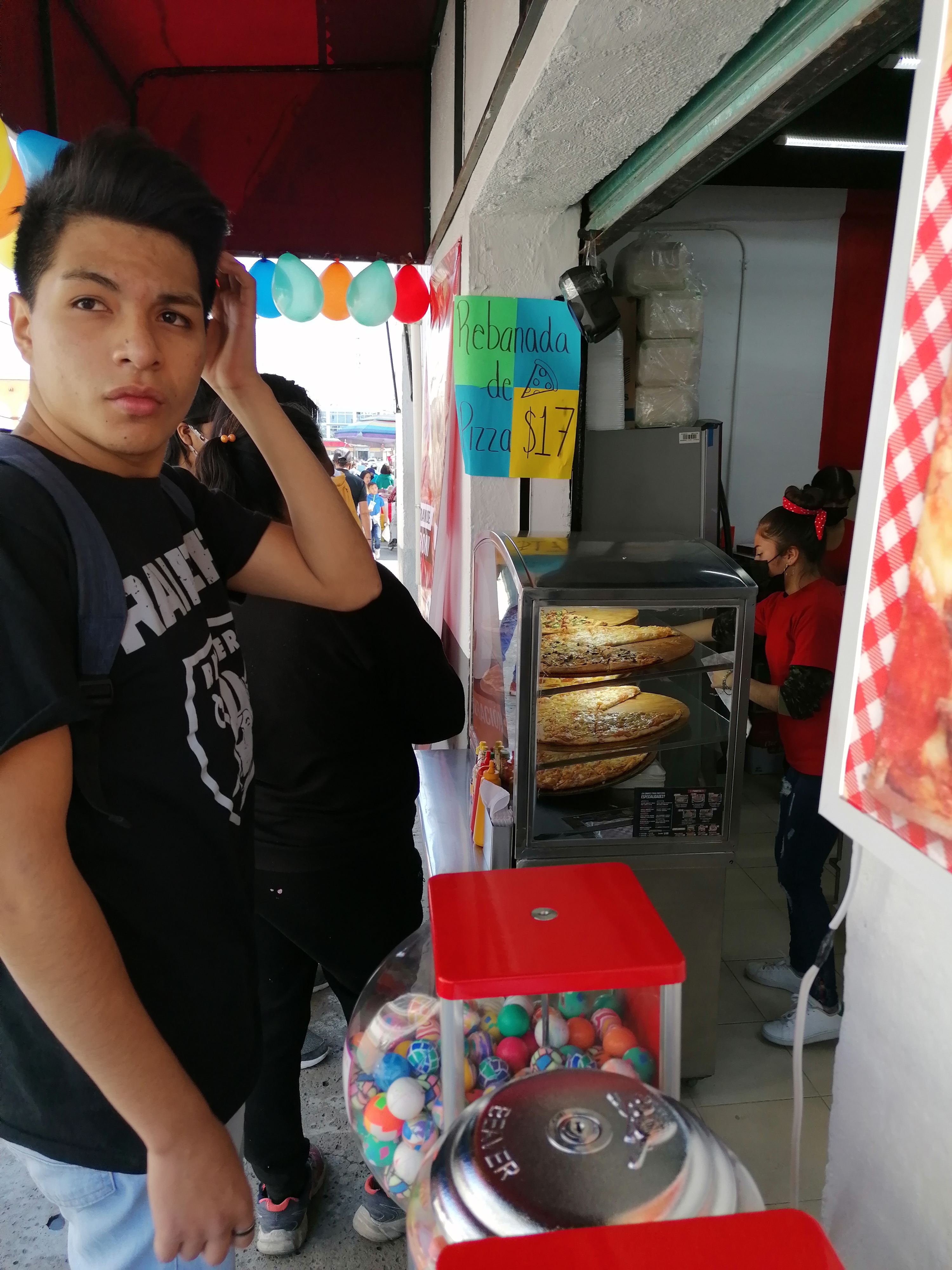 Mina's Pizza Teoloyucan image 8