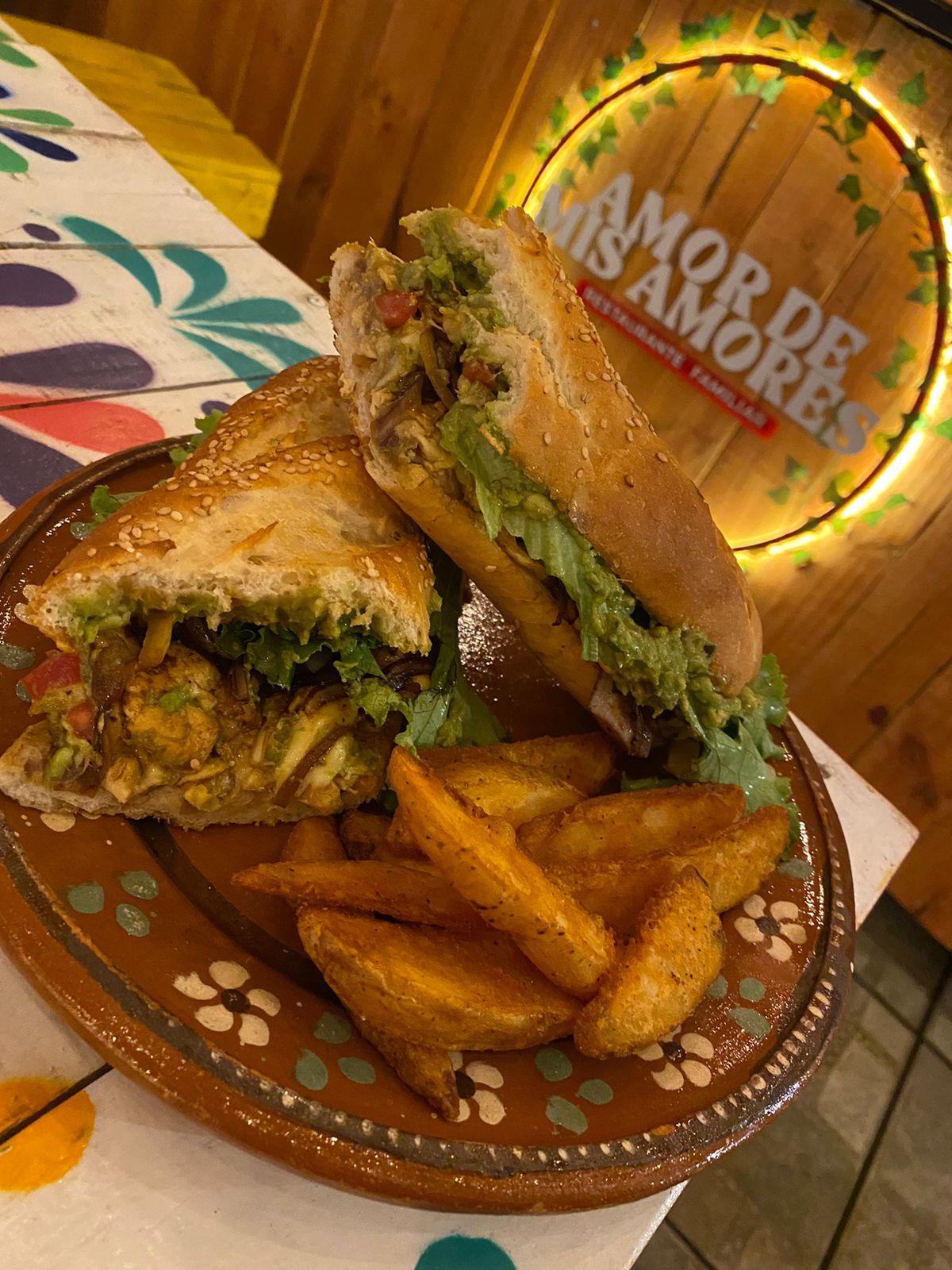 Amor de mis Amores, Terraza Familiar image 3