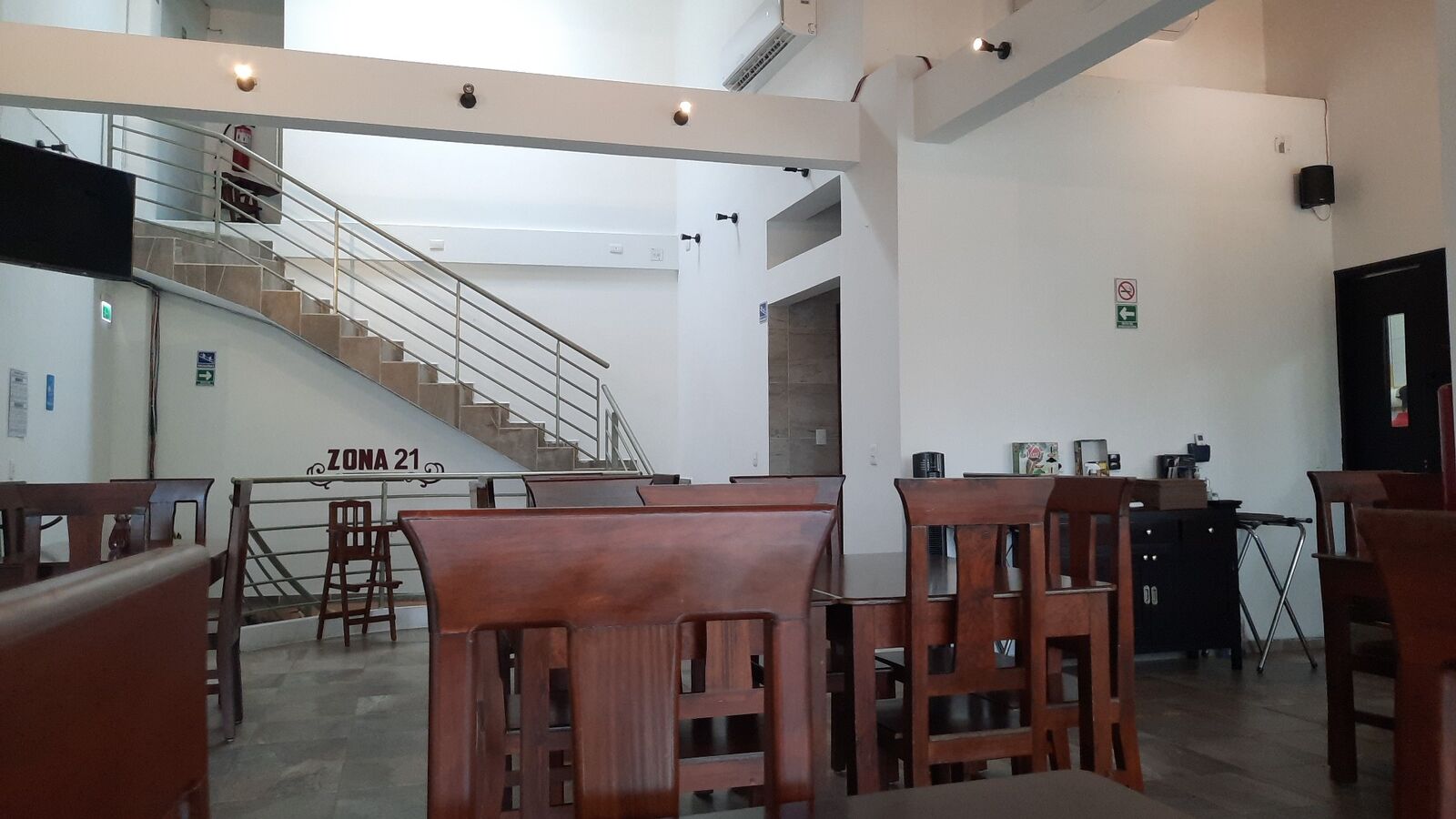 ZONA 21 SNACK´S & FOOD image 9
