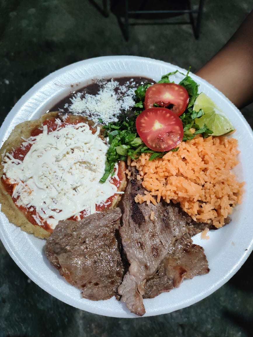 ANTOJITOS RM image 3