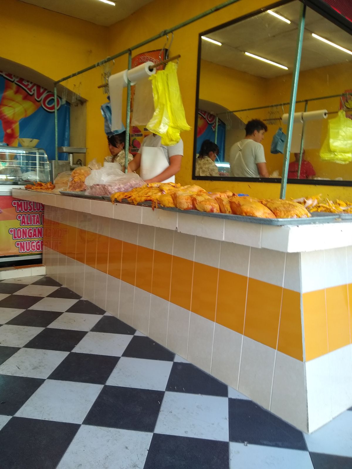 Pollería Damayani image 2