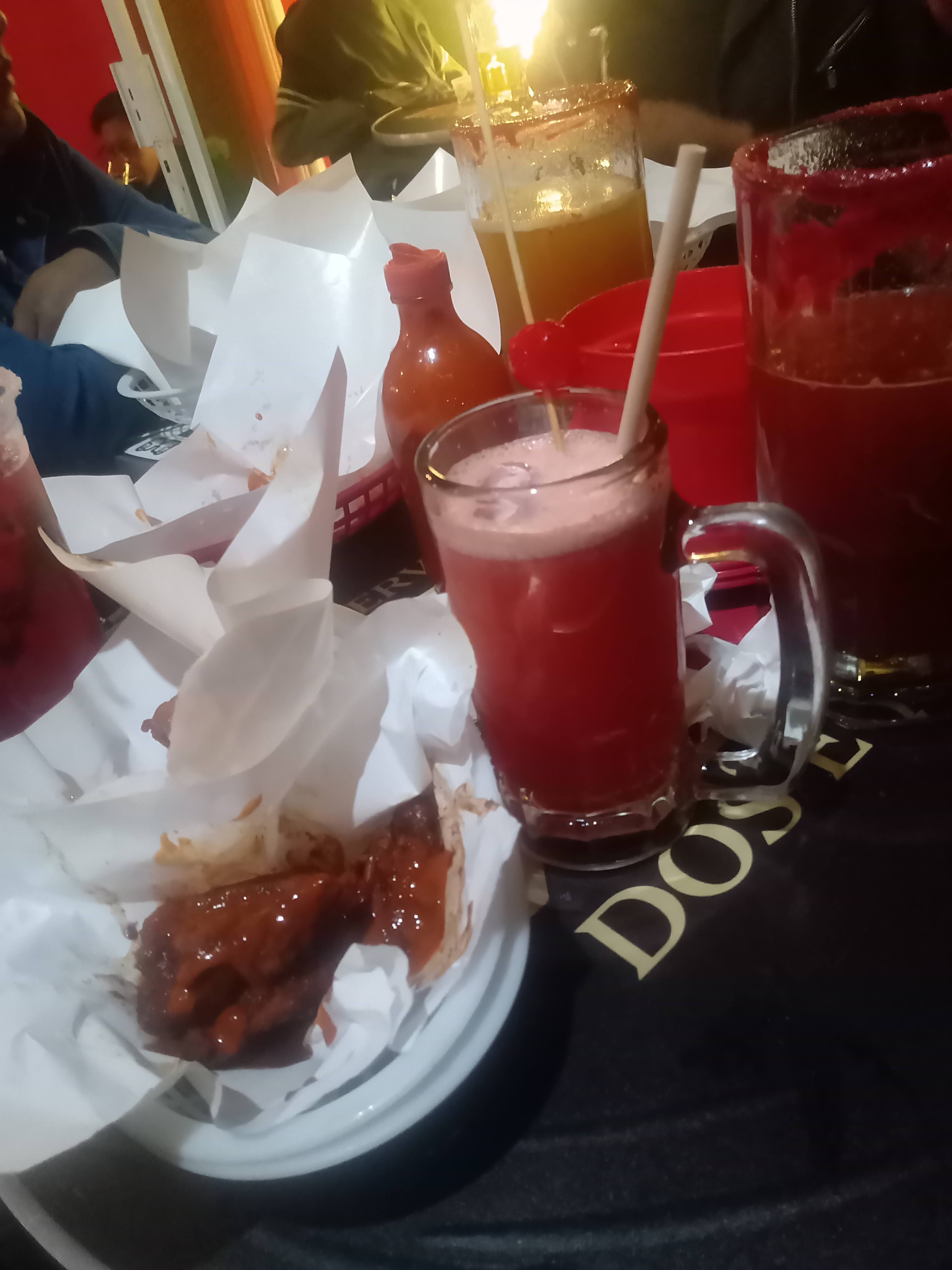 Barrakuda Wings And Beer image 3