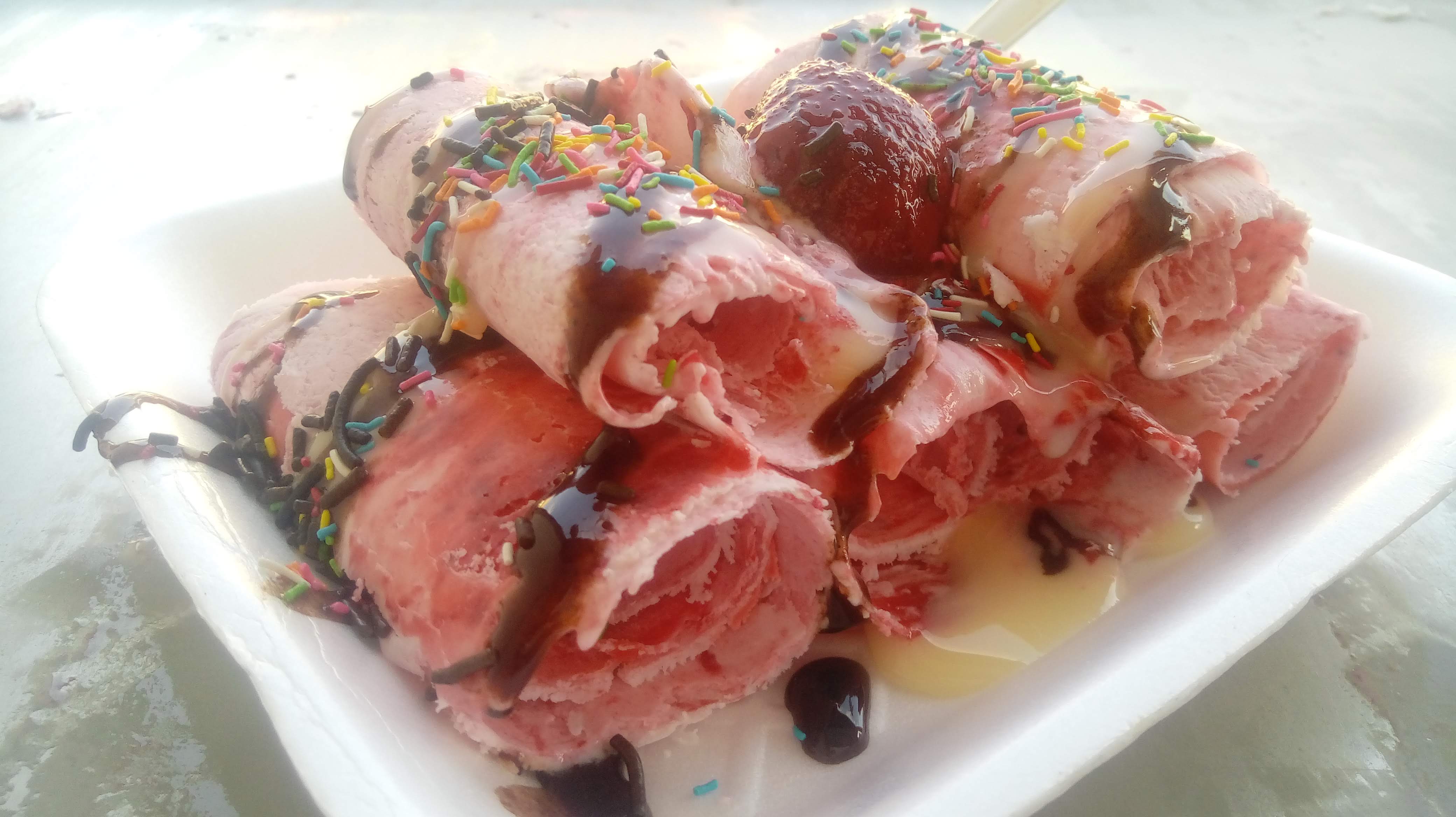 DELICREAM ROLLS image 9