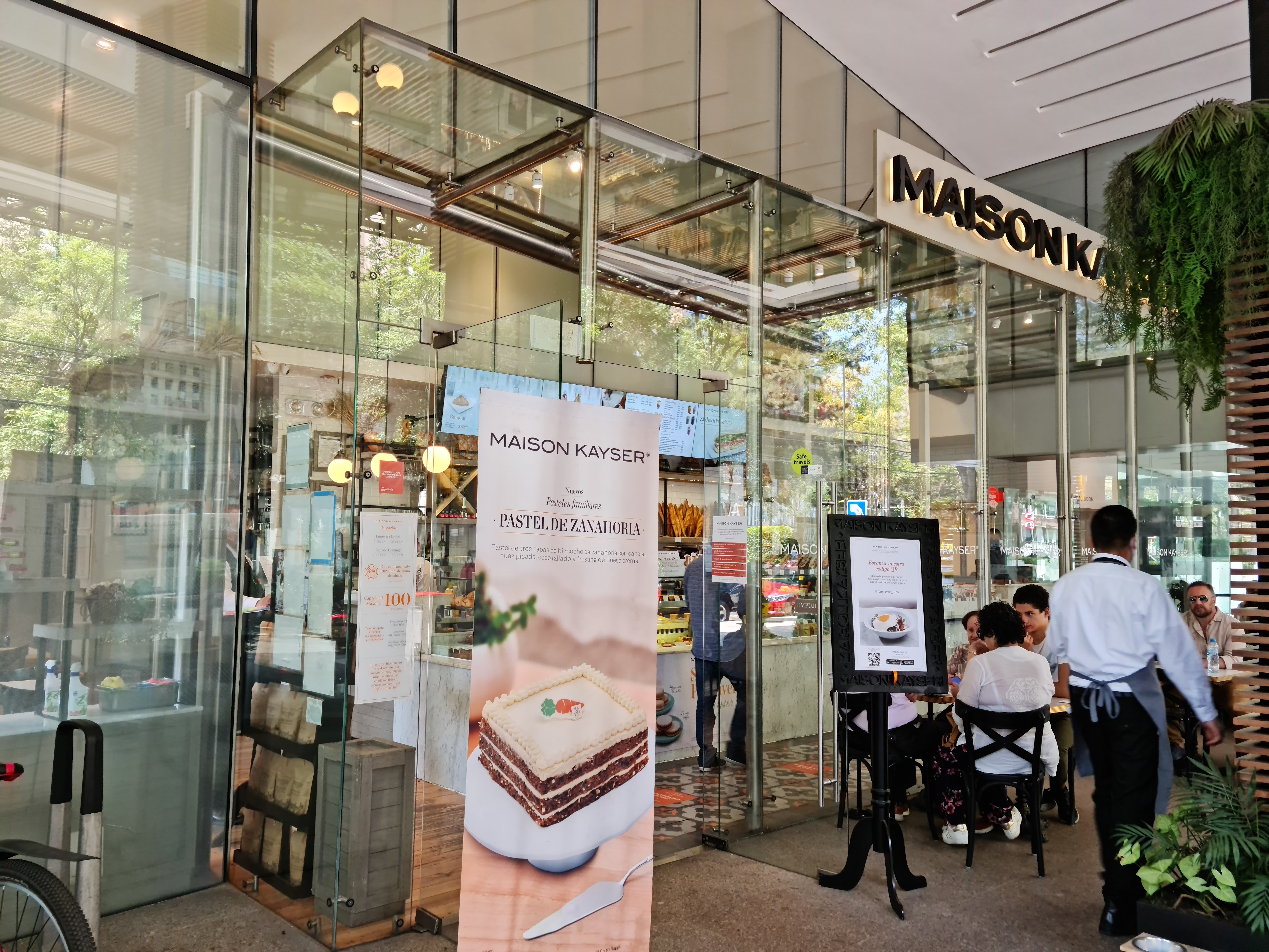 Maison Kayser image 1