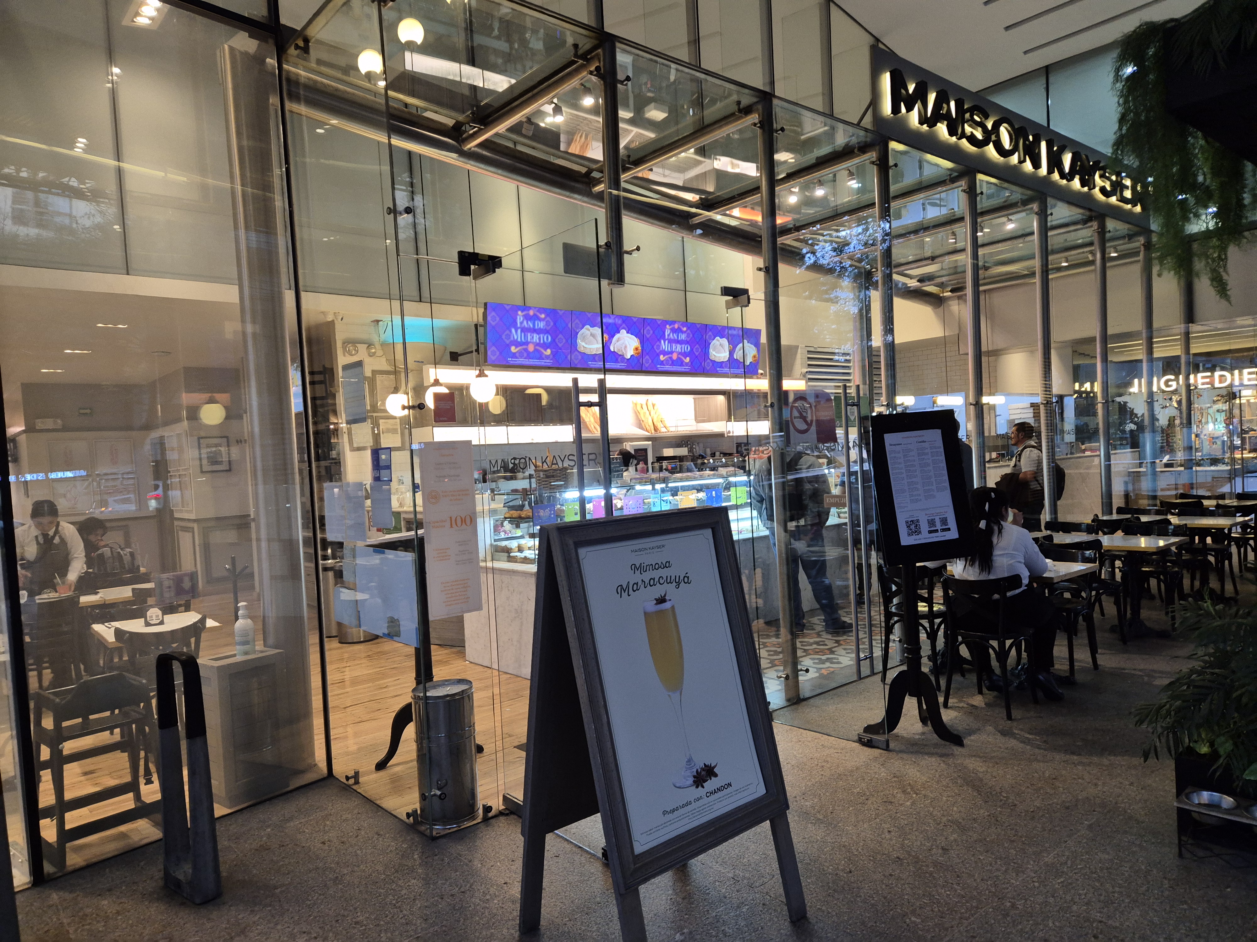 Maison Kayser image 9