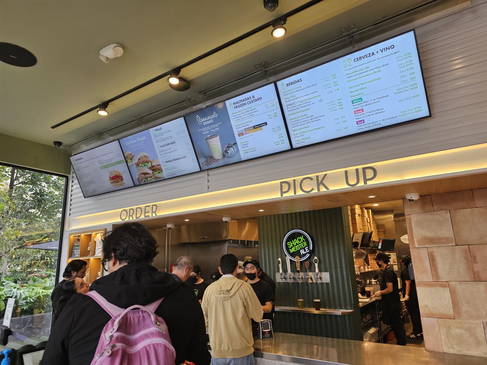 Shake Shack Miyana image 9