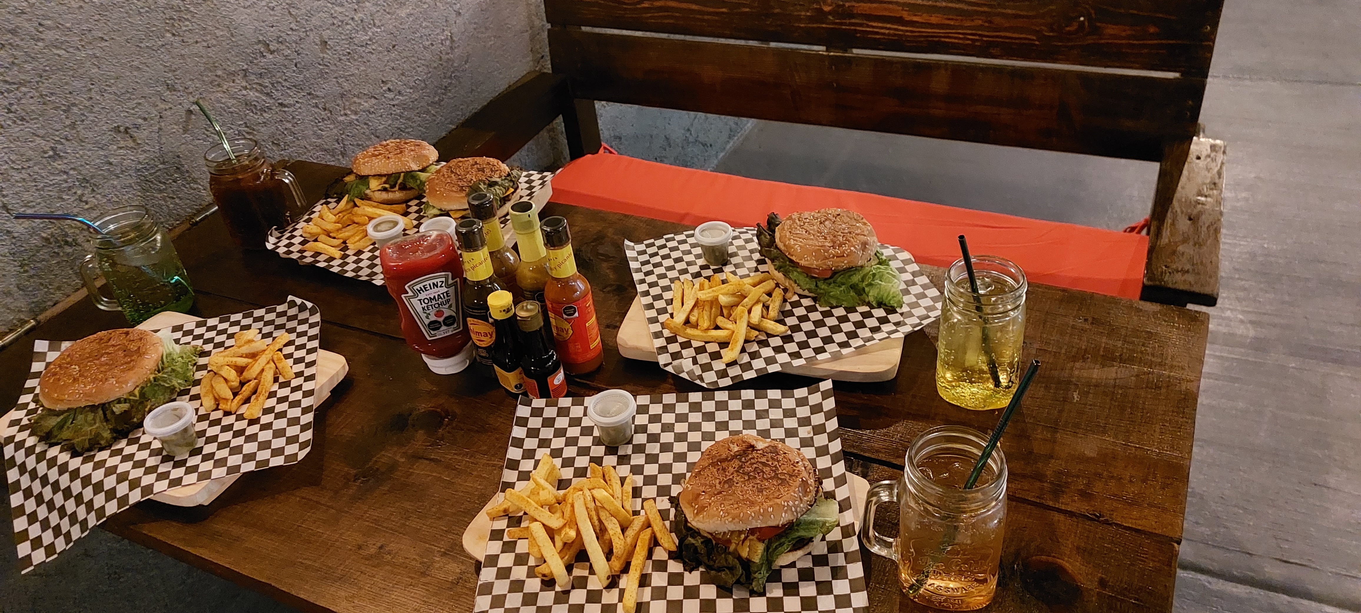 The House of Pizza image 6