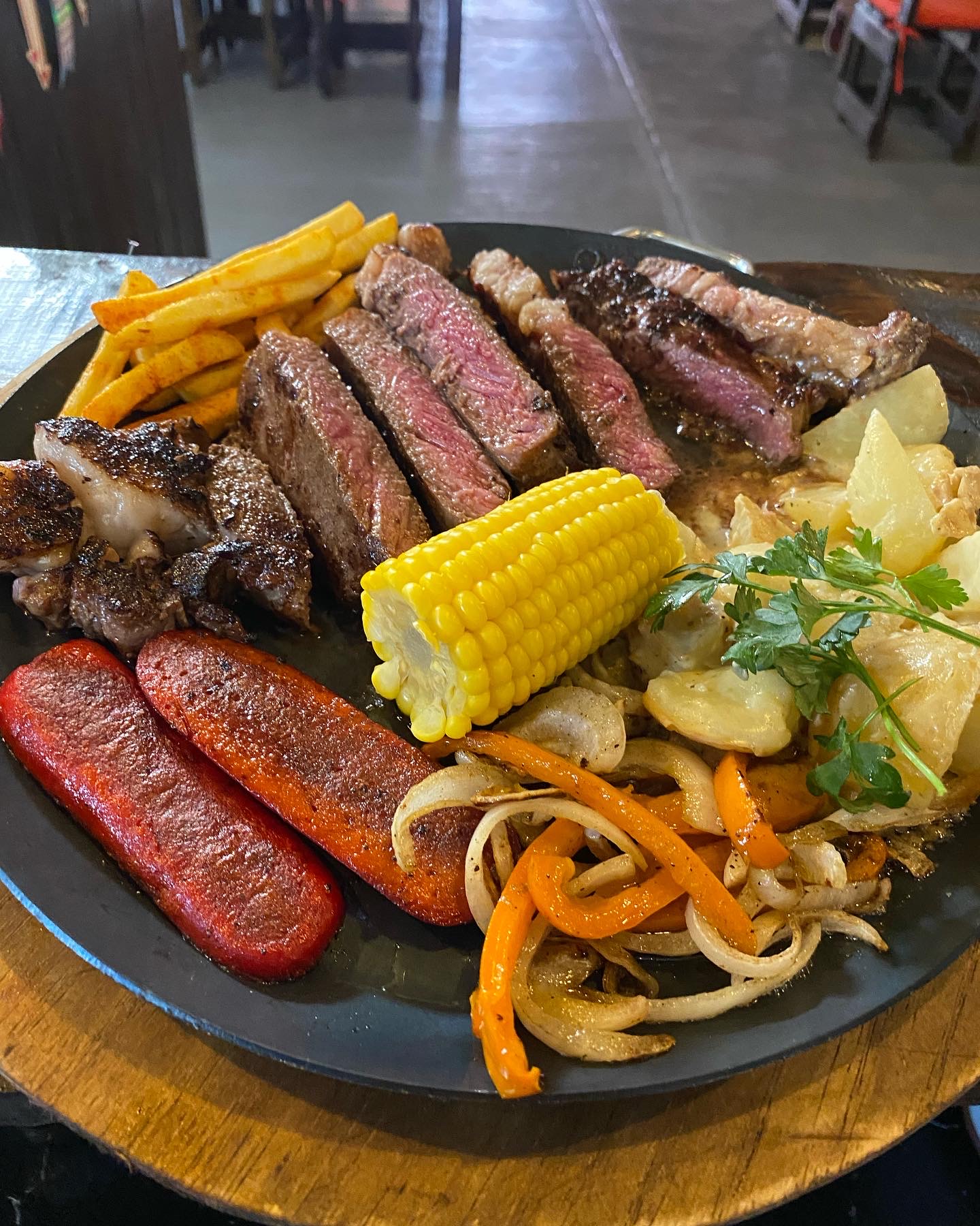 The House of Pizza image 9