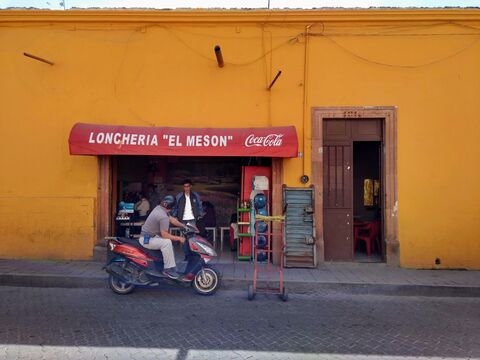 El Mesón Lonchería image 3