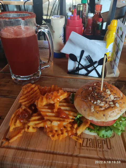 Pizzadero image 4