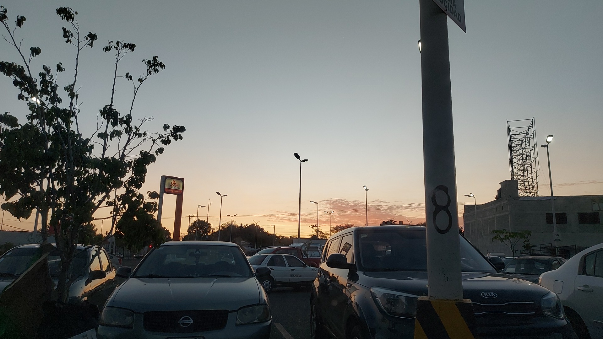 Rosticería Max image 1