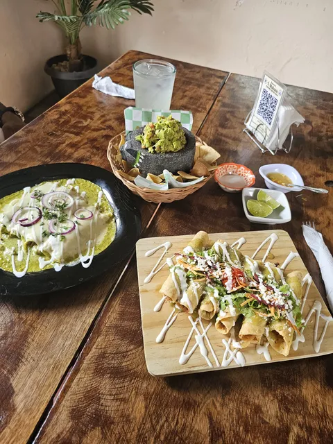 "X-Mahana" La cocina De Lupita image 8