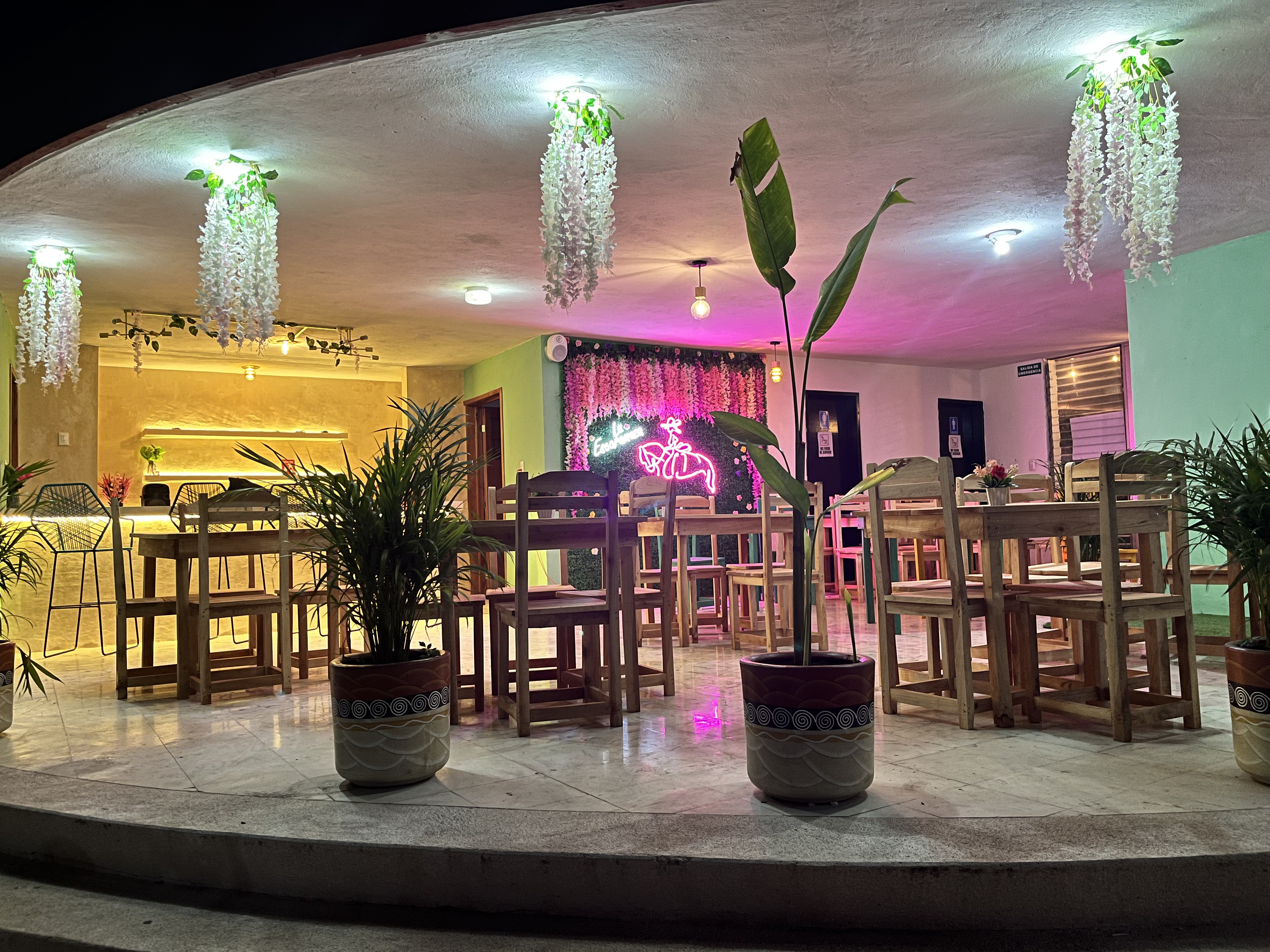 La Escaramuza Restaurant image 1