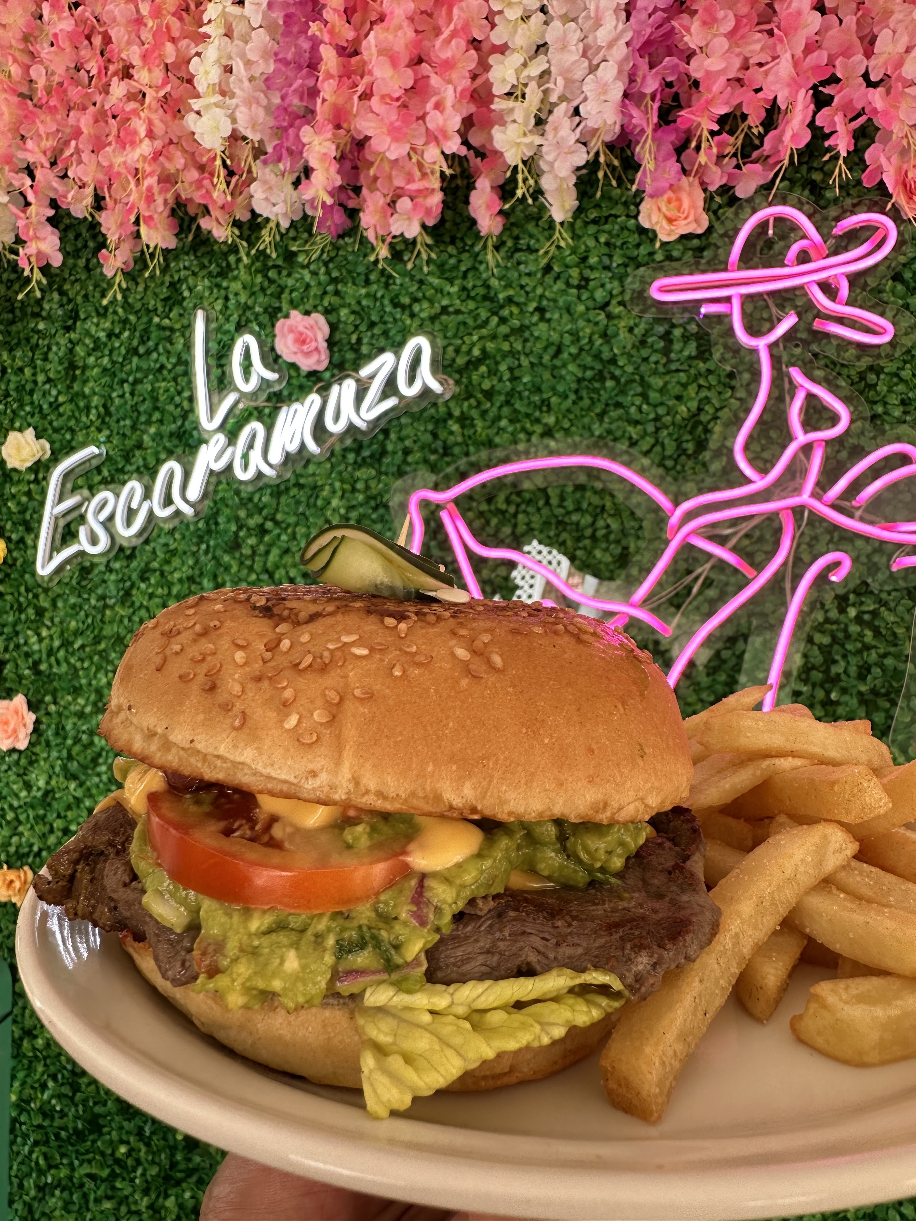 La Escaramuza Restaurant image 8