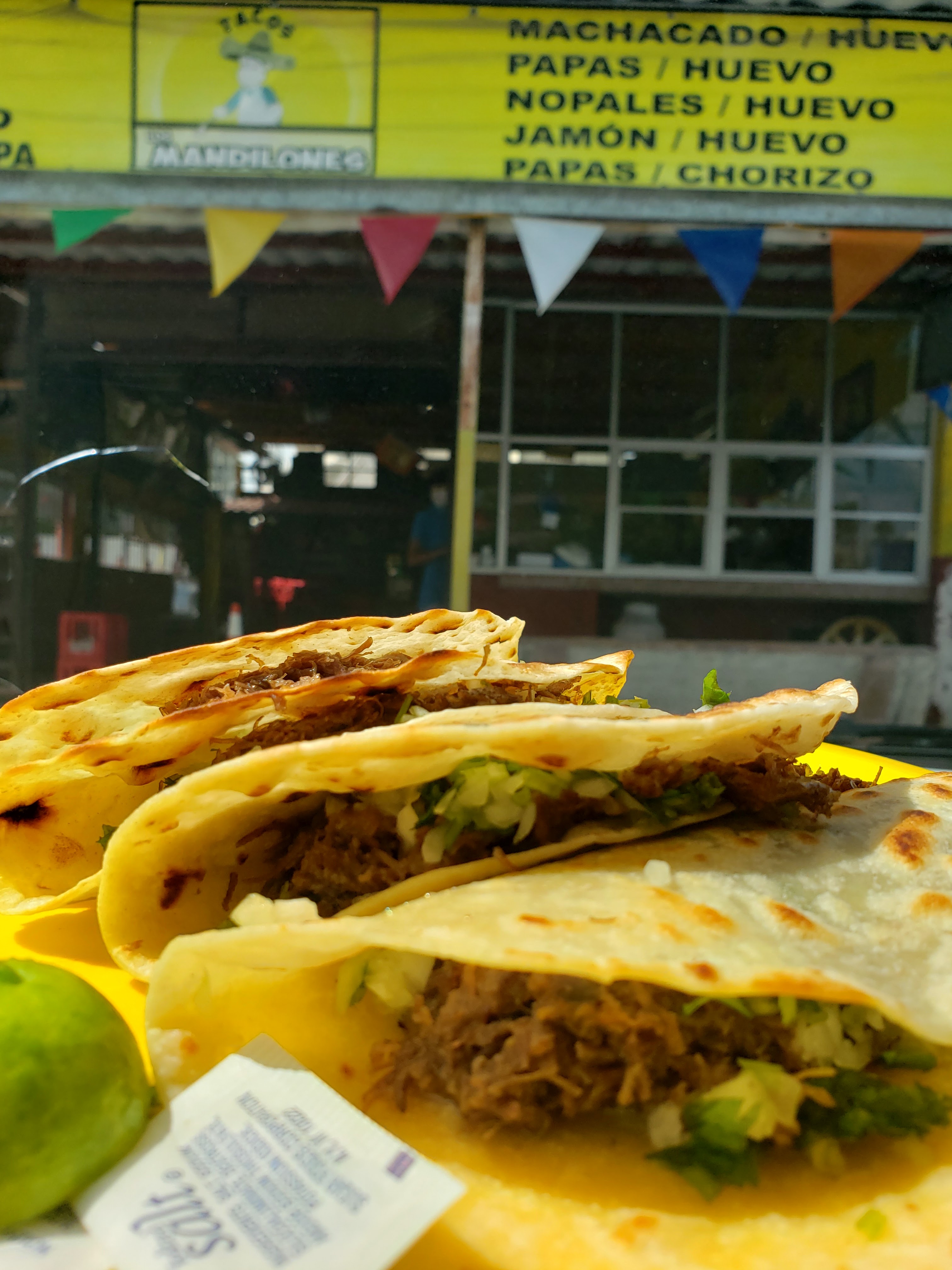 Los Mandilones image 3