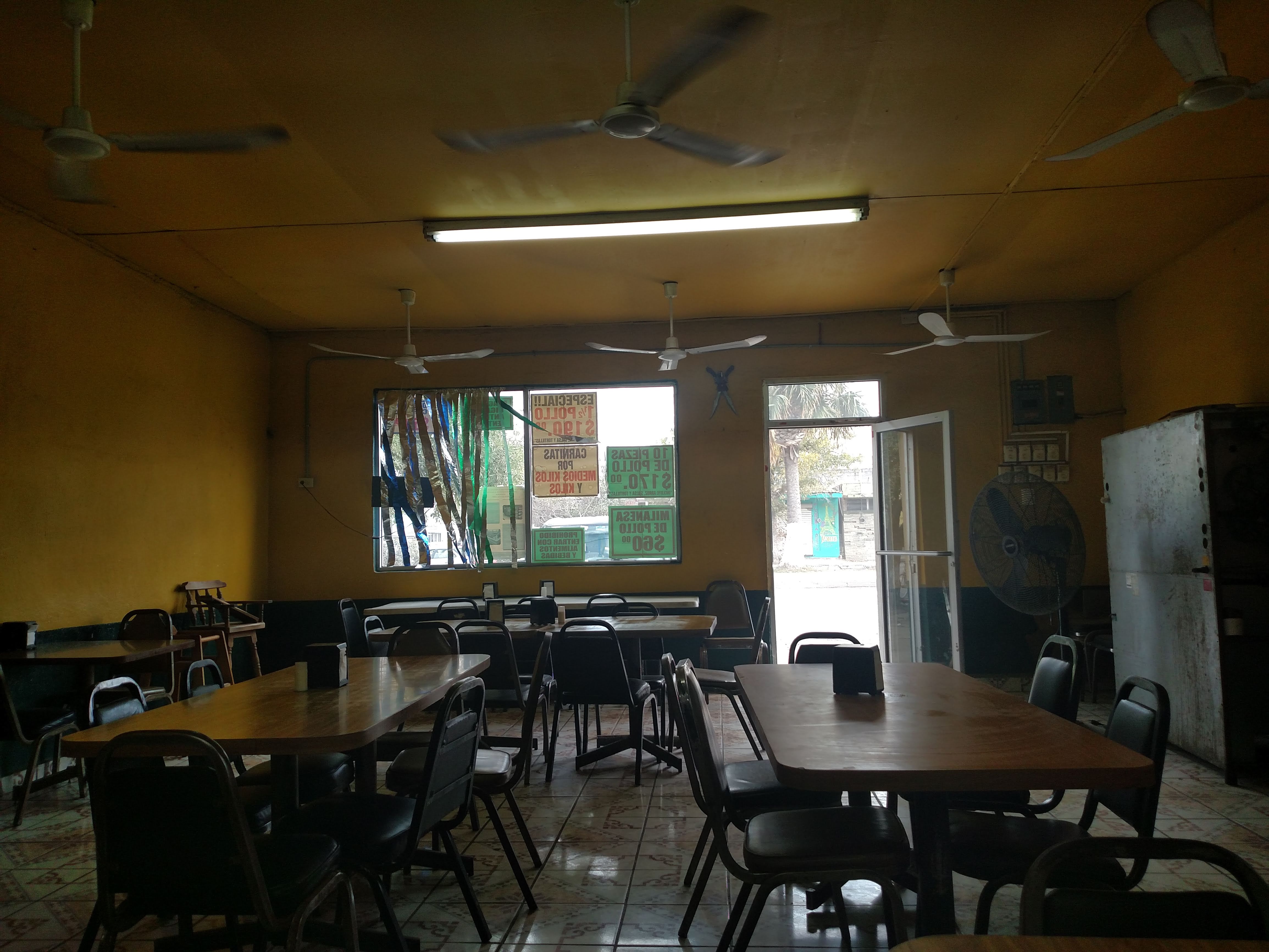 Rosticería Saravia image 3