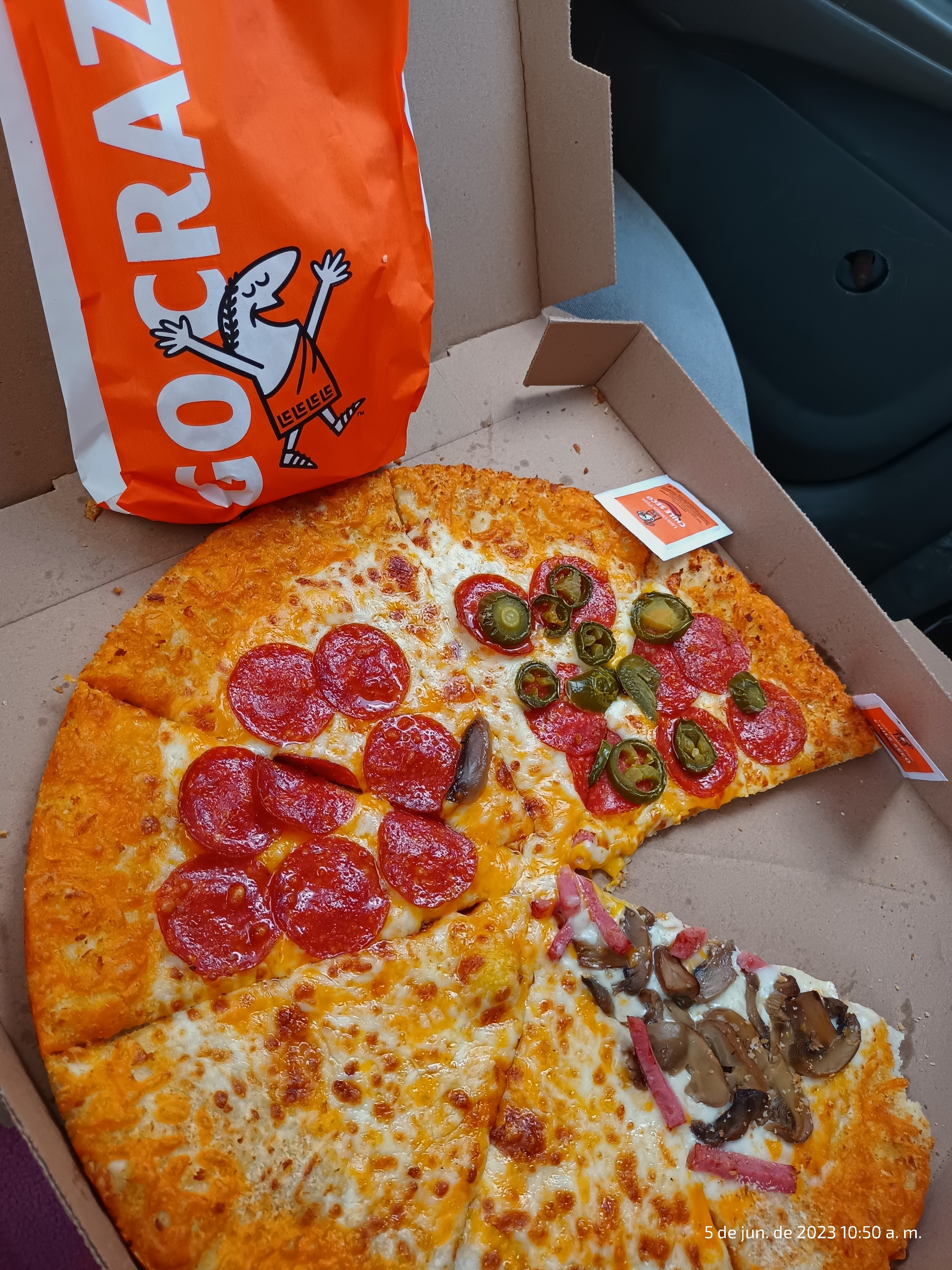 Little Caesars Pizza image 7