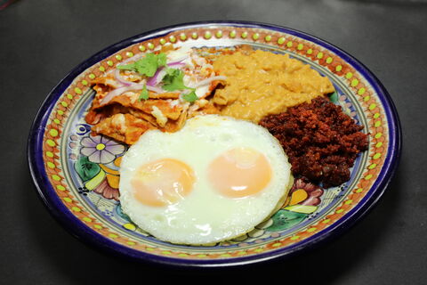 san juan birrieria y desayunos image 4