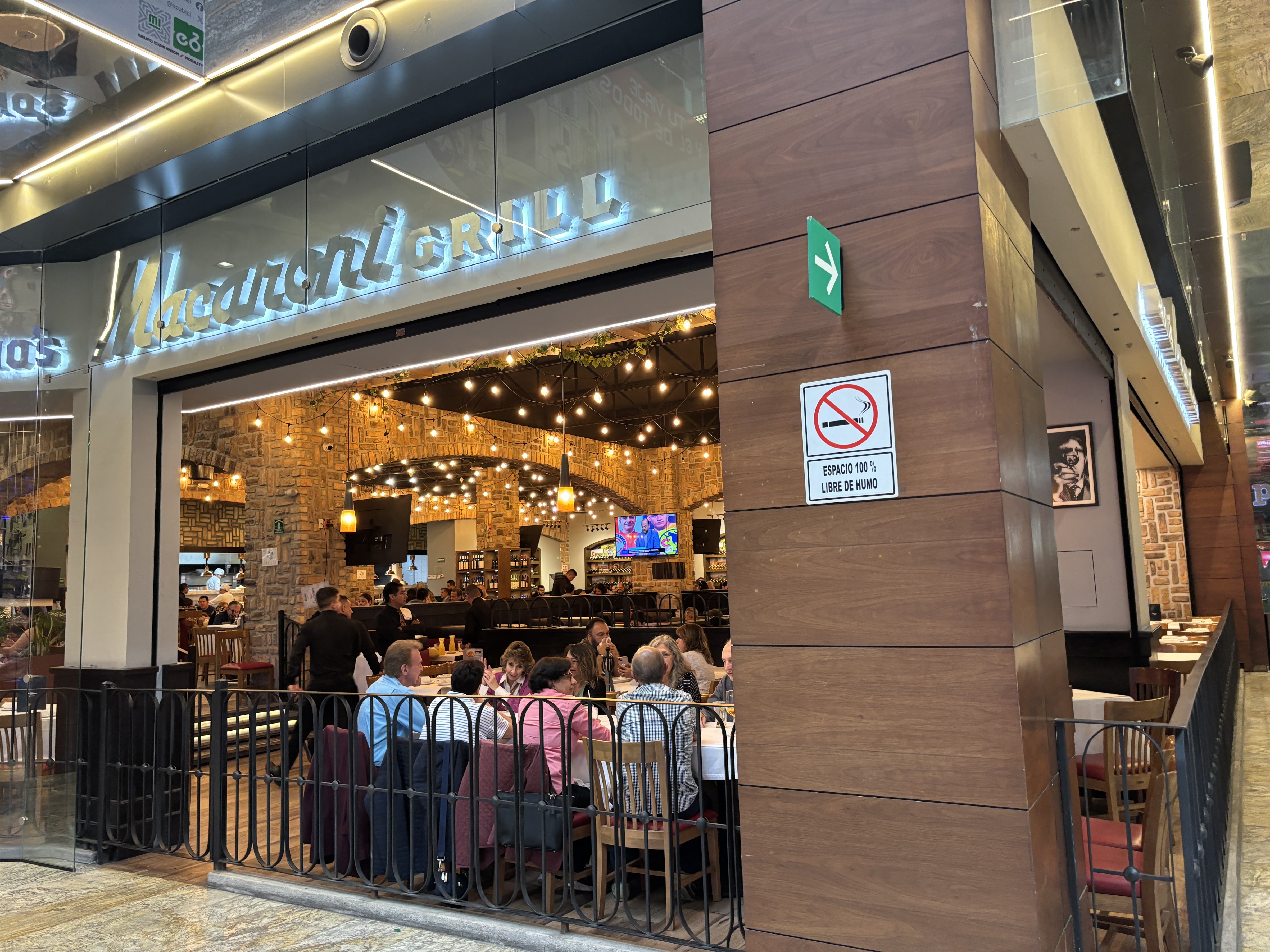 Romano's Macaroni Grill image 9