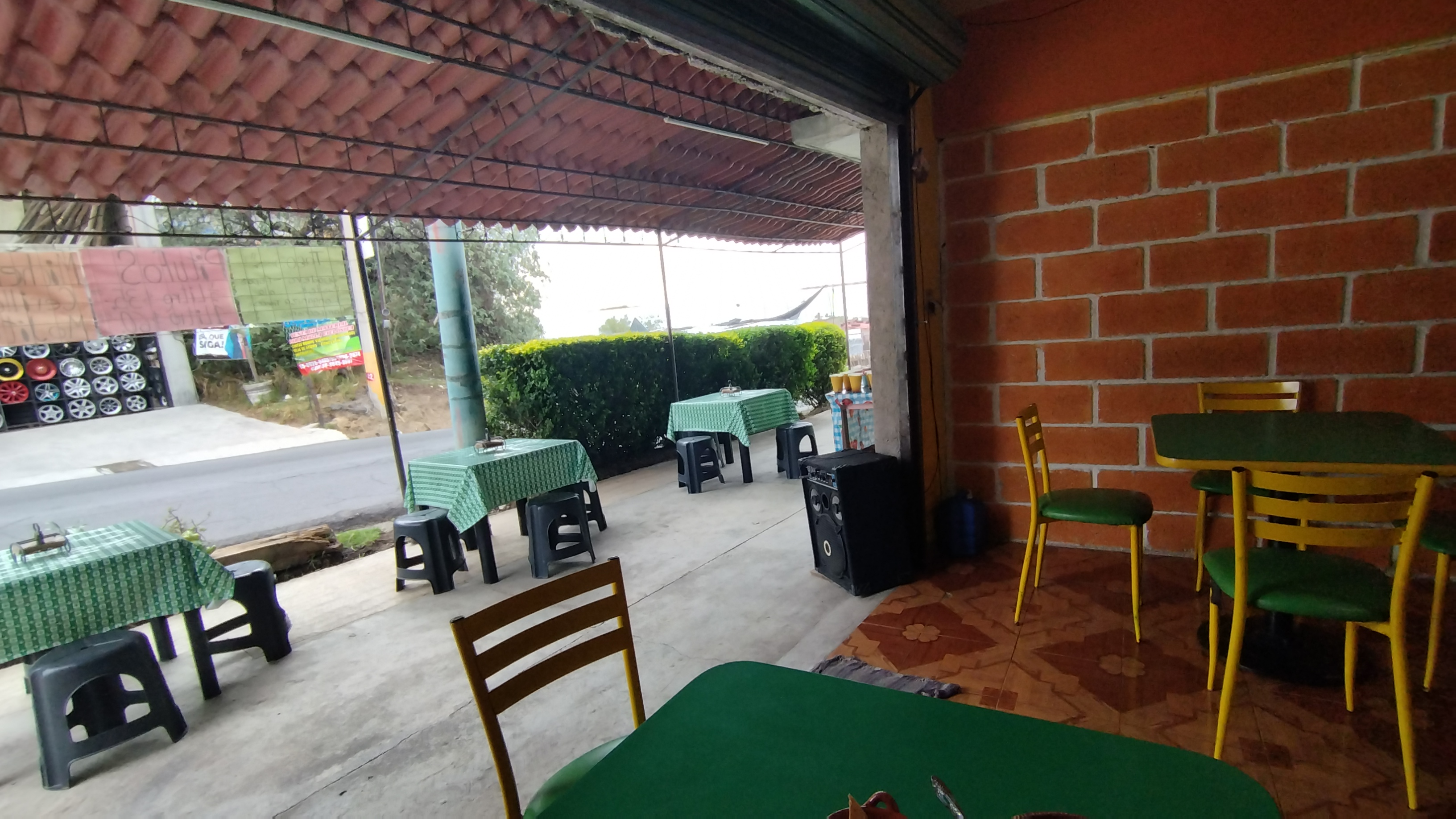 Hamburguesas lun a vie & Birria y pancita sab y dom. image 1