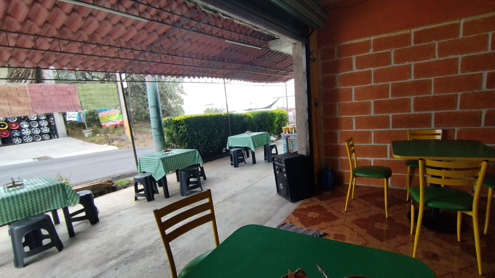 Hamburguesas lun a vie & Birria y pancita sab y dom. image 1