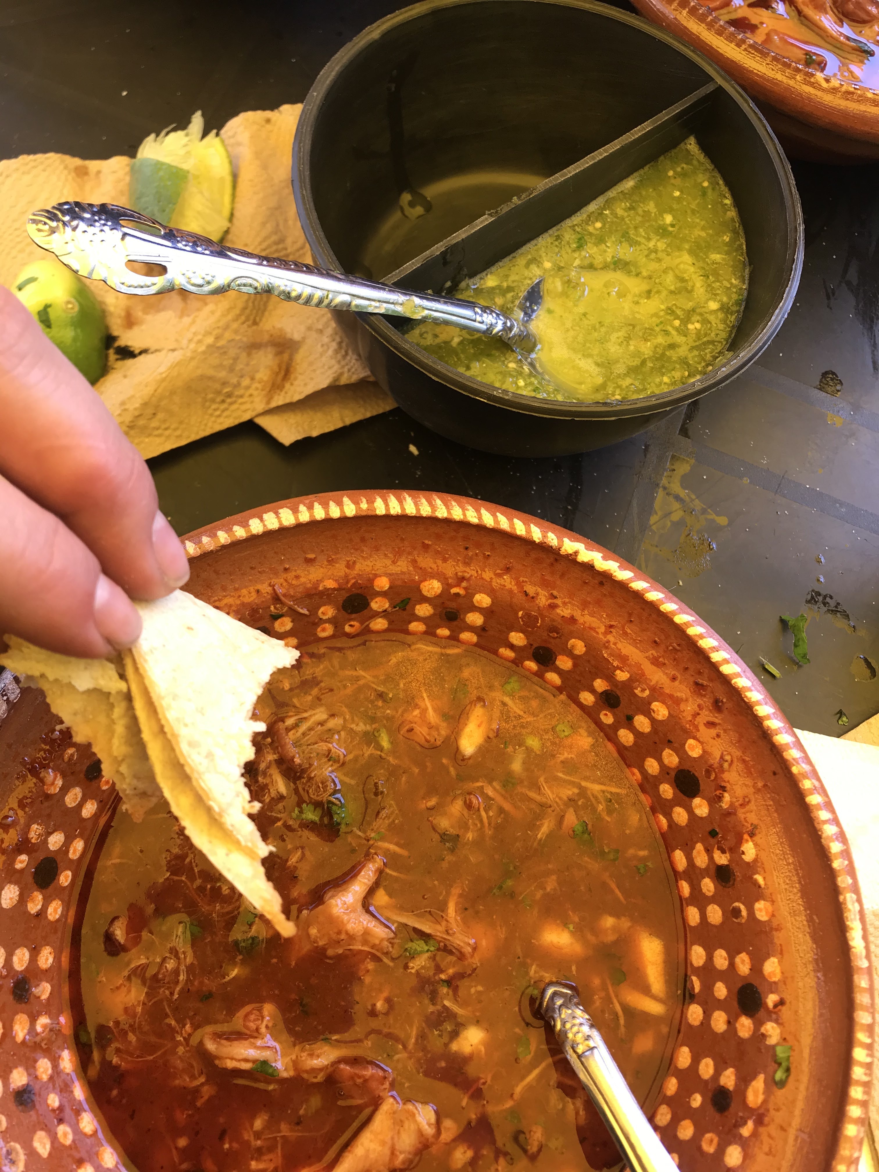 Hamburguesas lun a vie & Birria y pancita sab y dom. image 4