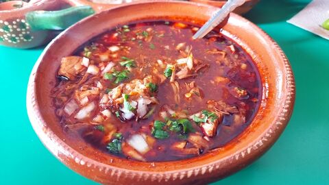 Hamburguesas lun a vie & Birria y pancita sab y dom. image 6