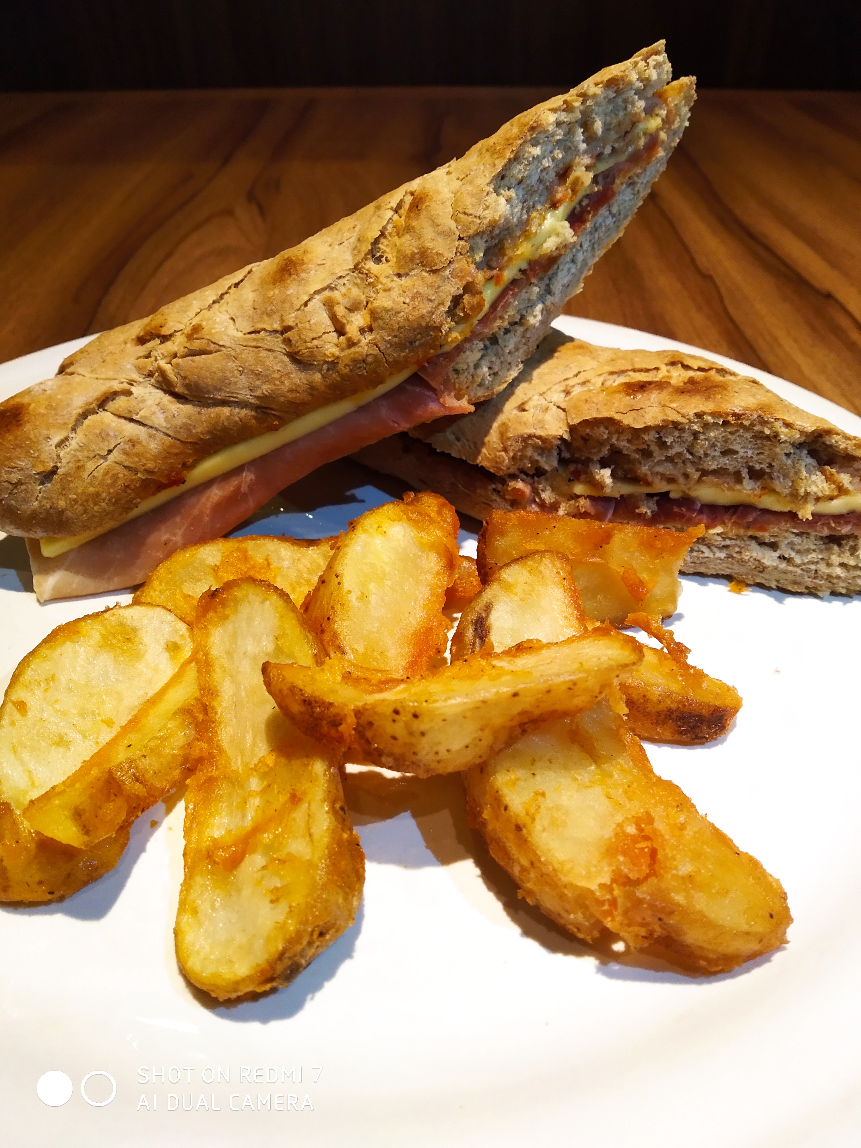 Madison Restaurante image 5