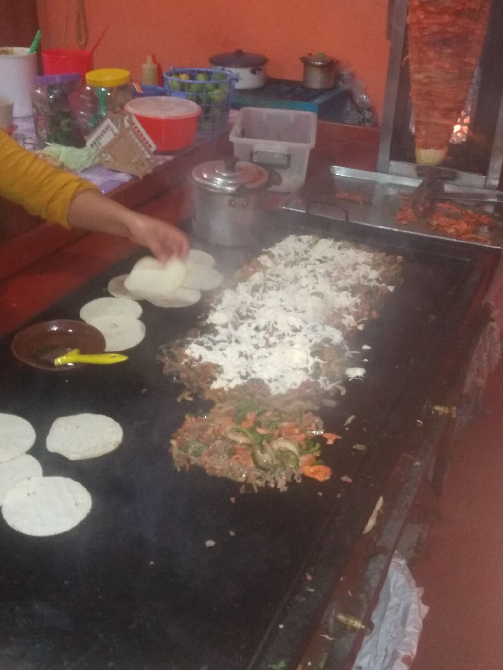 TAQUERÍA " DOS HERMANITOS " image 10
