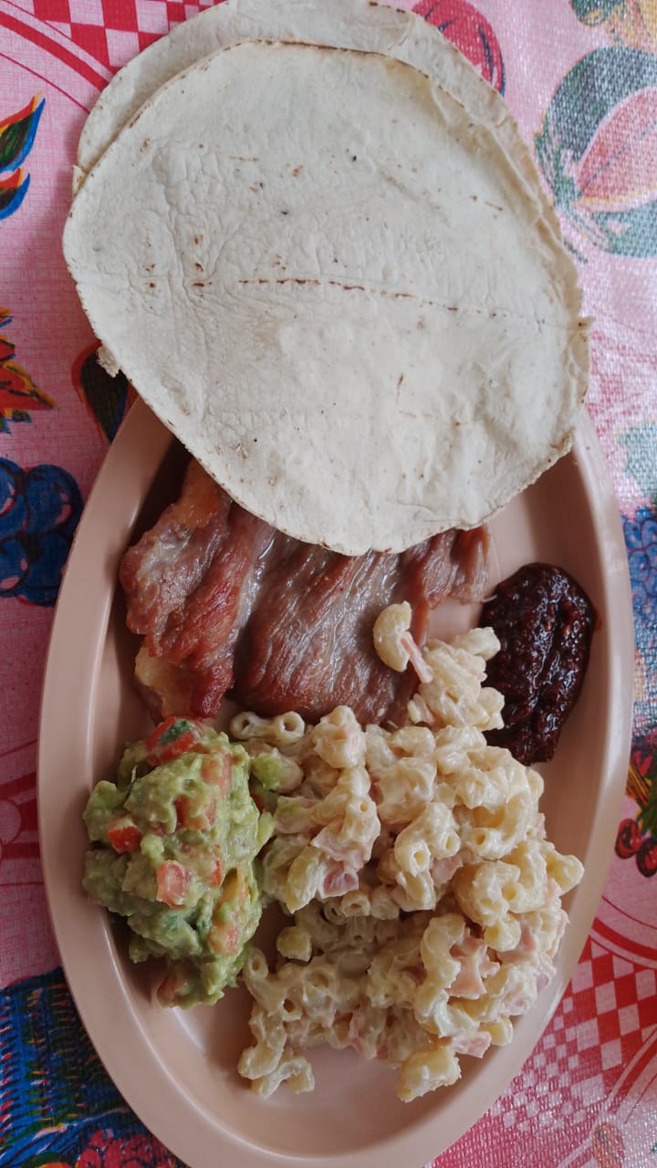 Comedor y centro botanero "El tio tigre" image 8