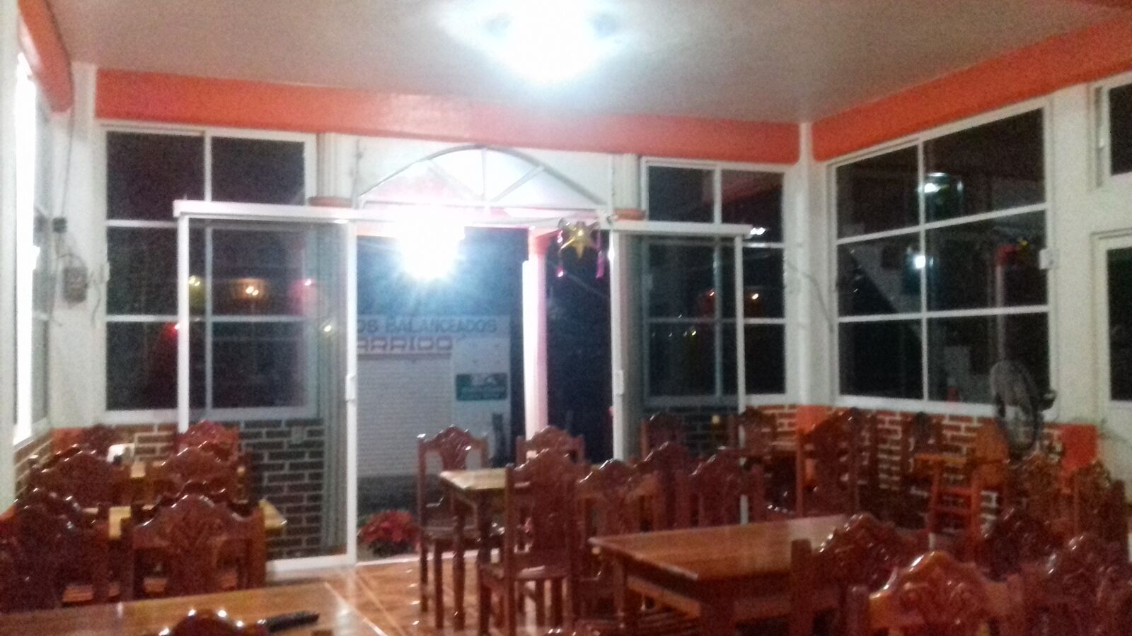 Silvis Pizzas image 2