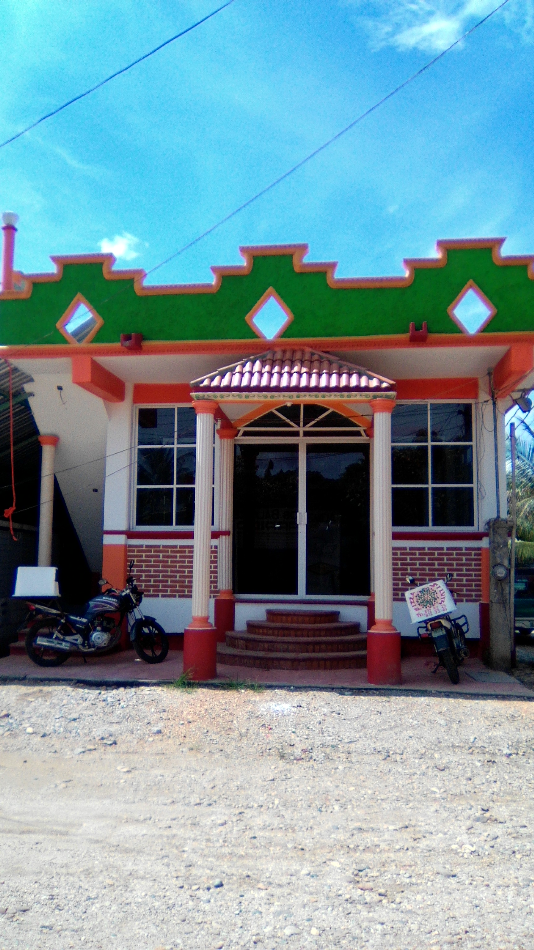 Silvis Pizzas image 4