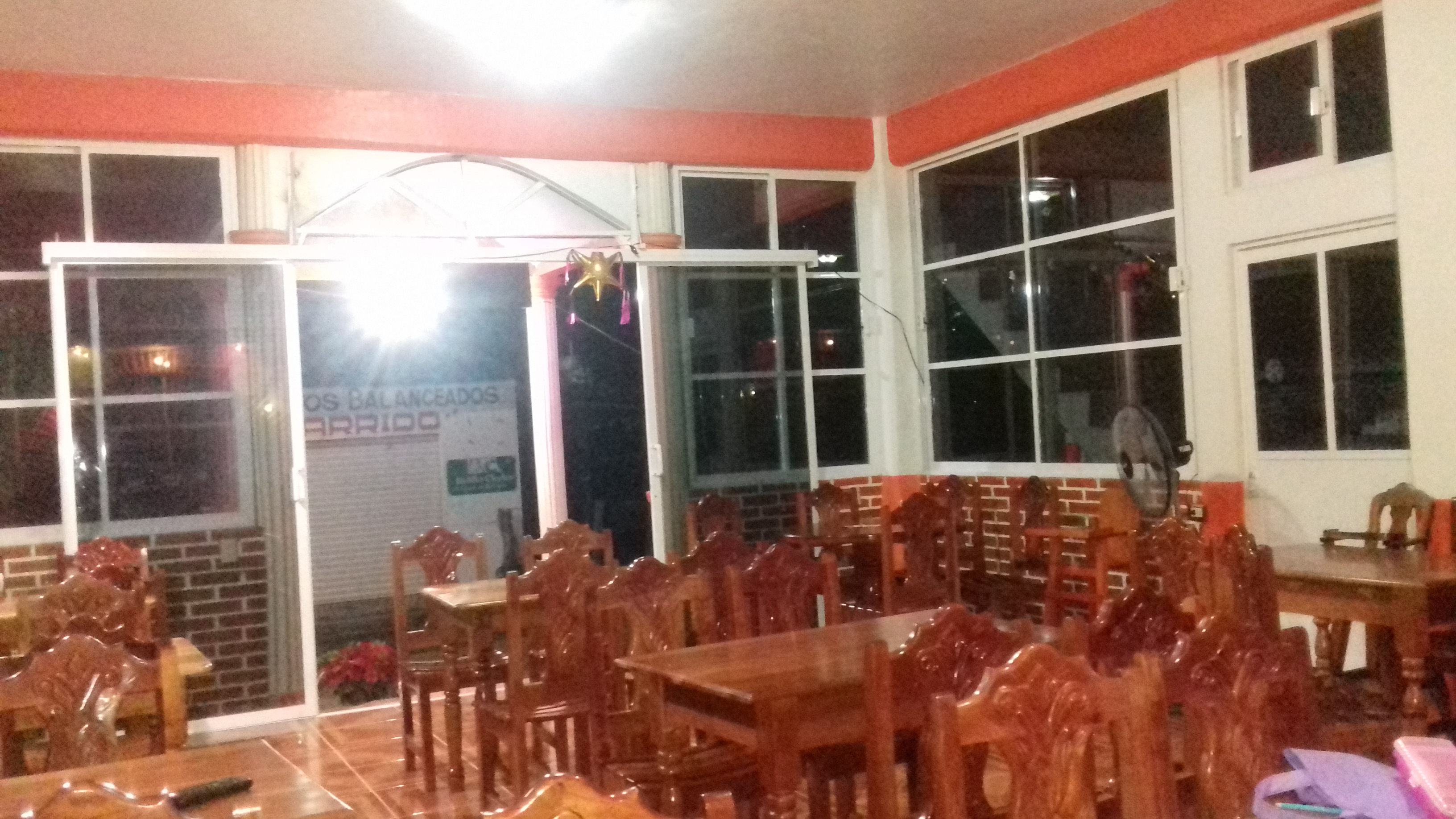 Silvis Pizzas image 5